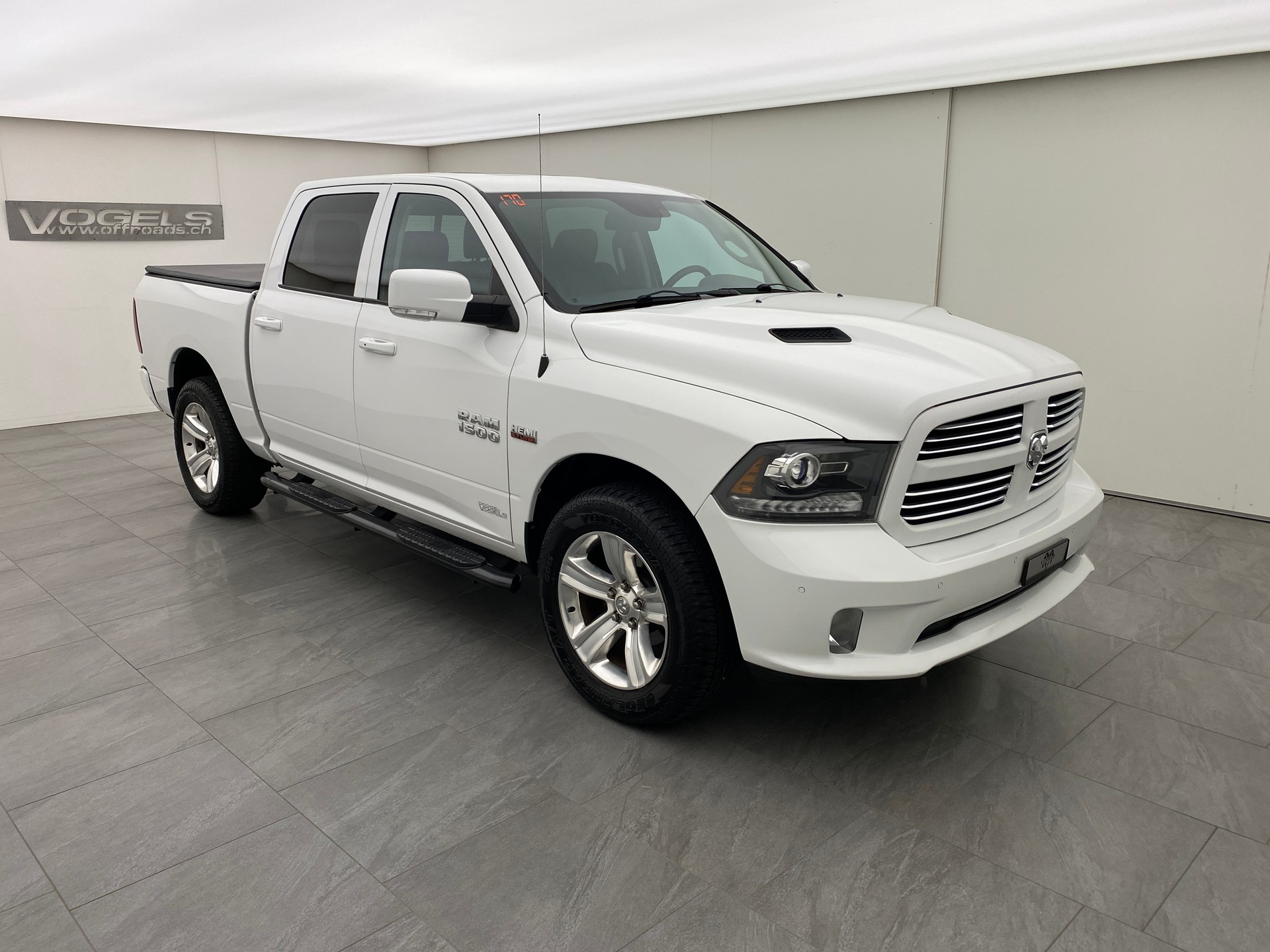 DODGE RAM 1500 5.7 Sport Crew Cab-image-2
