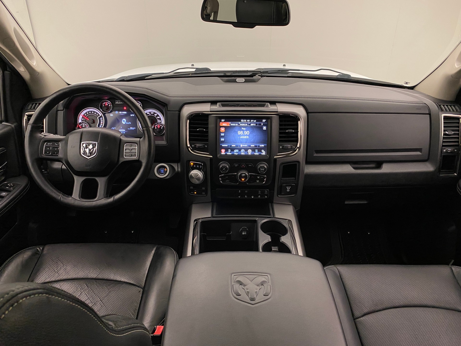 DODGE RAM 1500 5.7 Sport Crew Cab-image-6