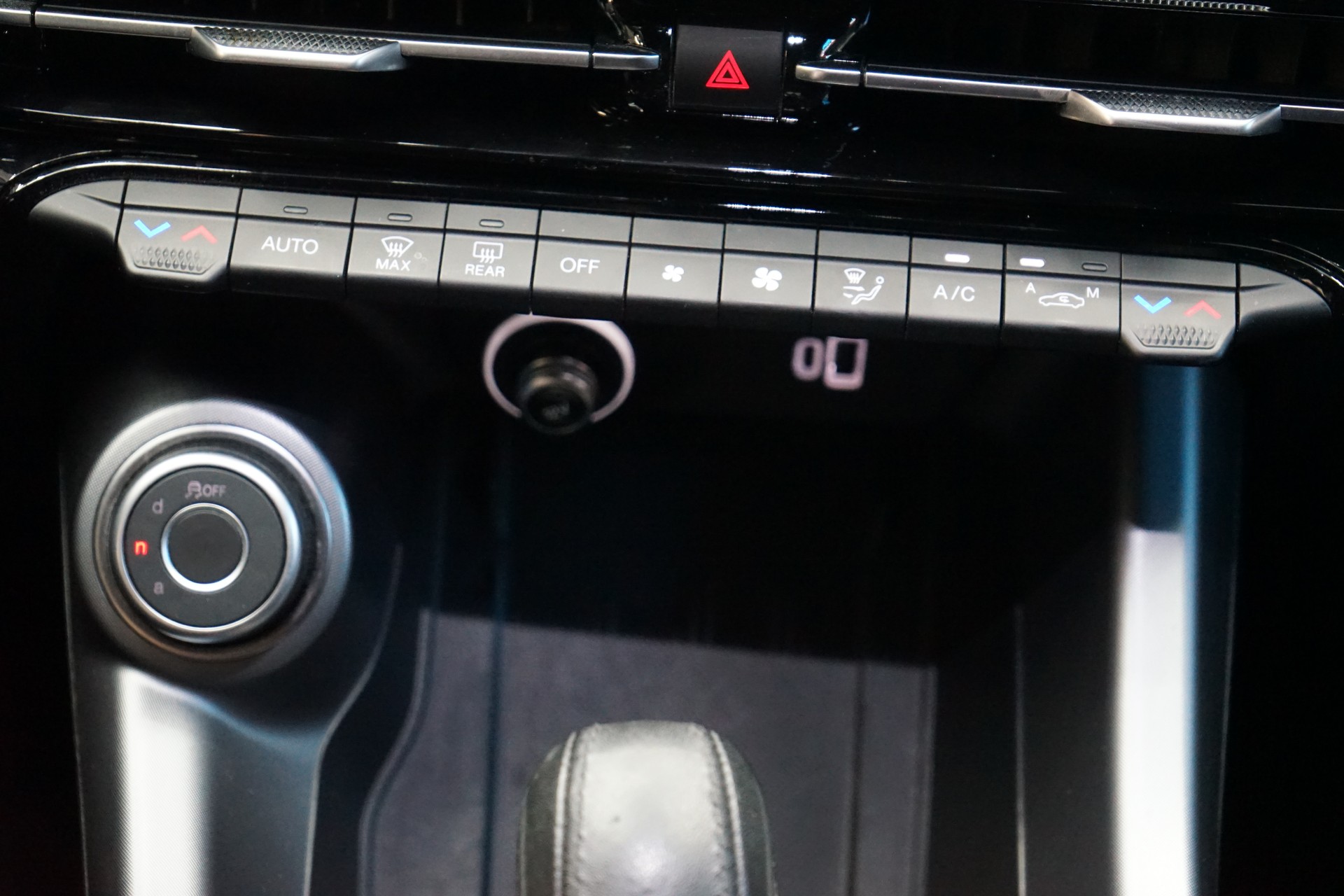ALFA ROMEO Tonale 1.5 48V Hybrid Speciale-image-11