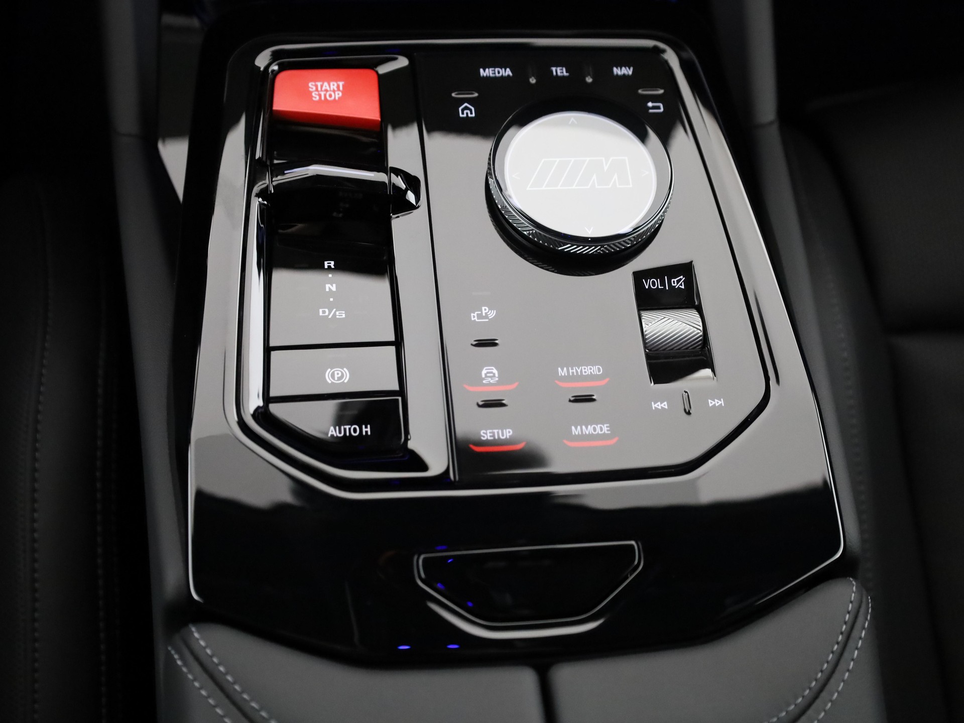 BMW M5 Limousine-image-20