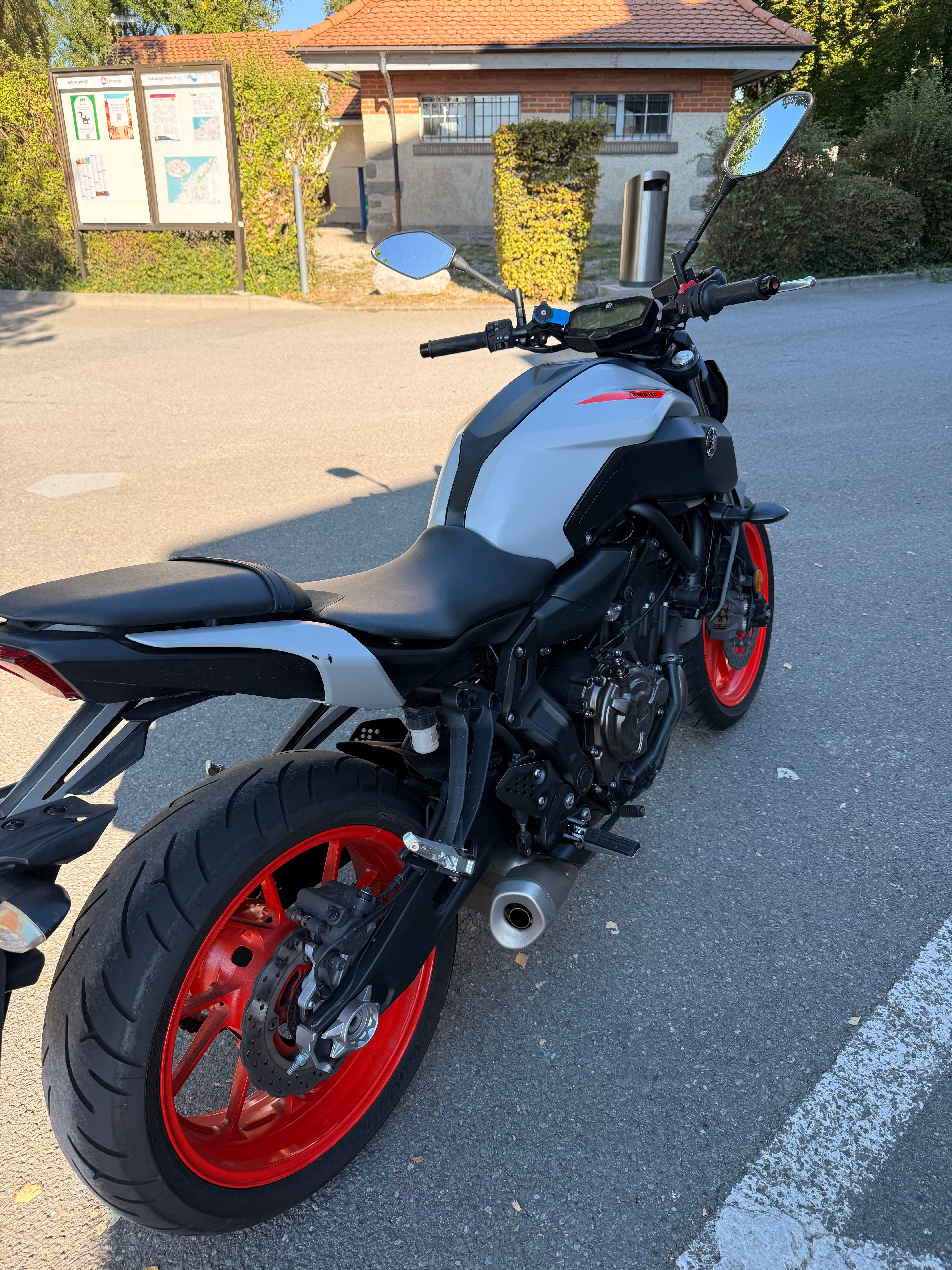Car photo