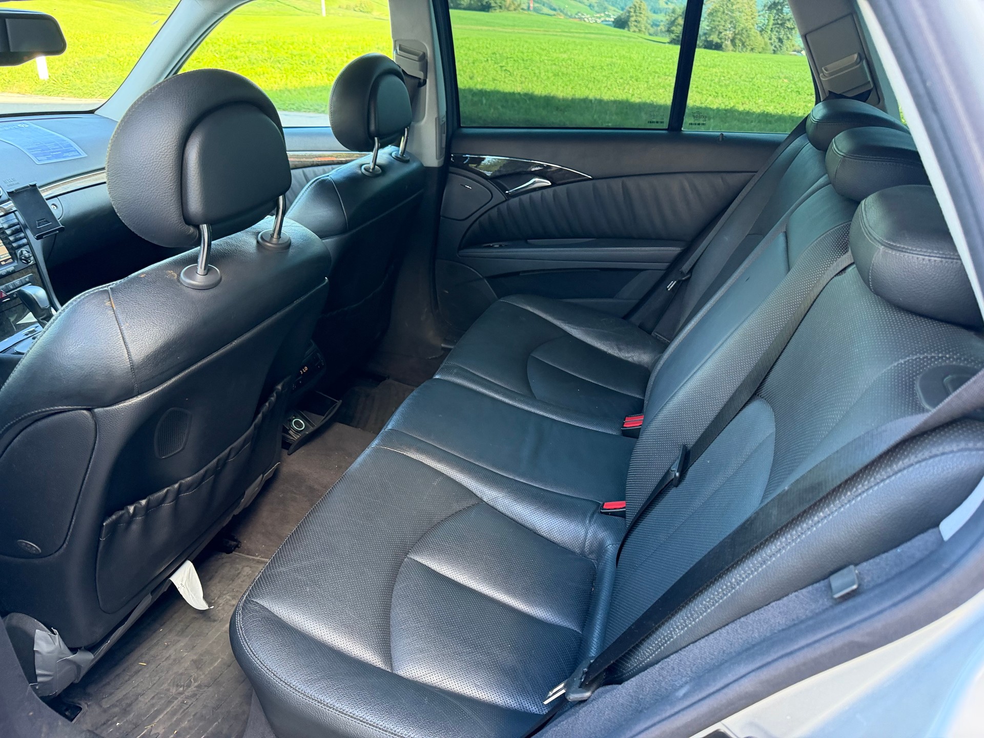 MERCEDES-BENZ E 320 Elégance 4Matic Automatic-image-9