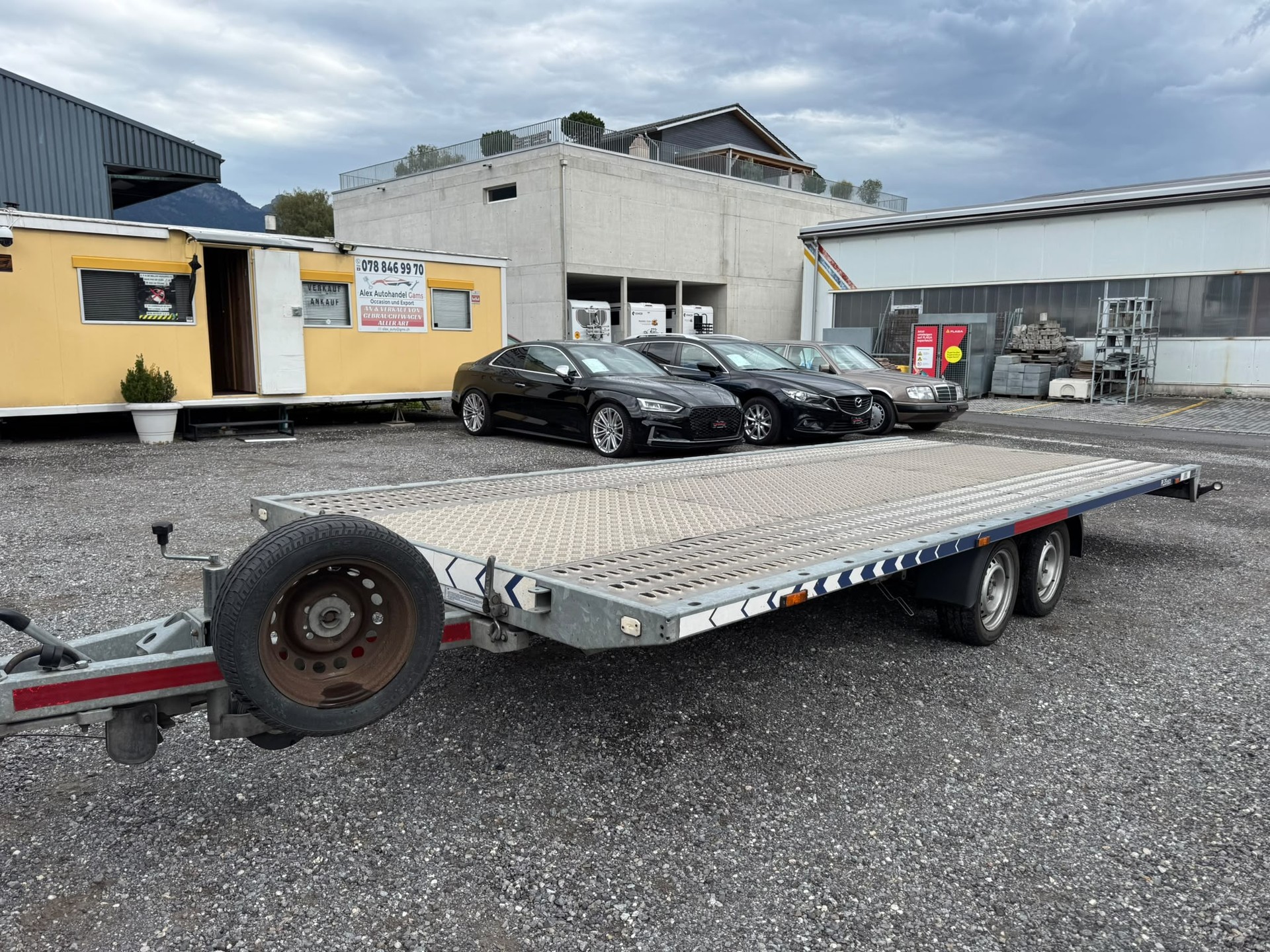 LORRIES S221-image-5