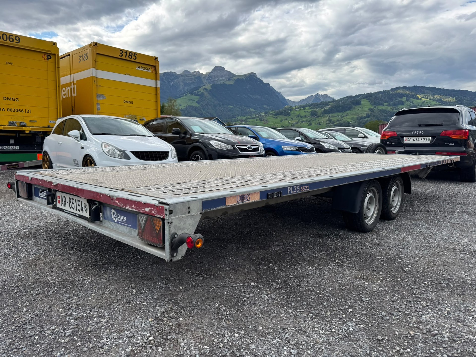 LORRIES S221-image-2