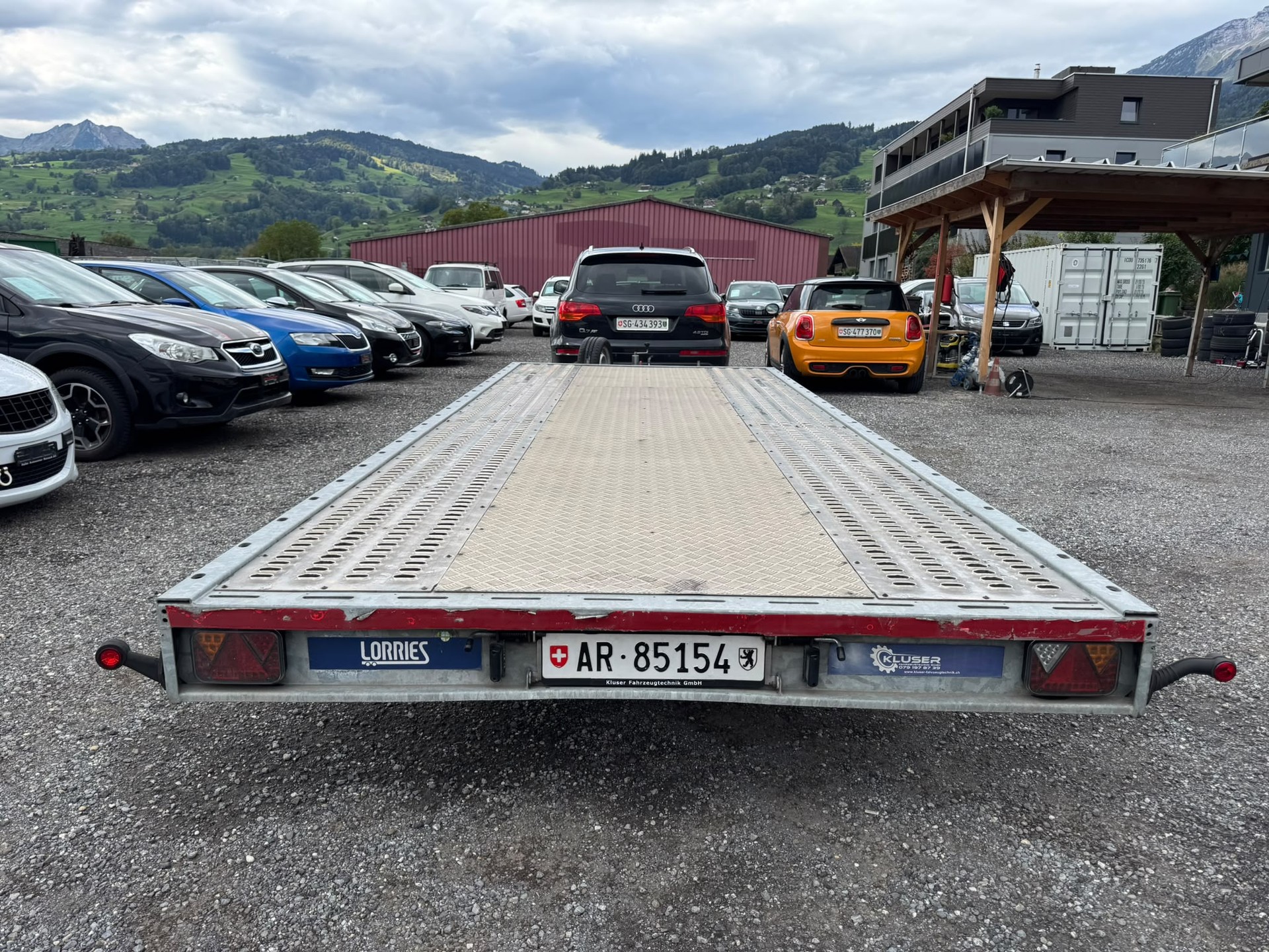 LORRIES S221-image-3