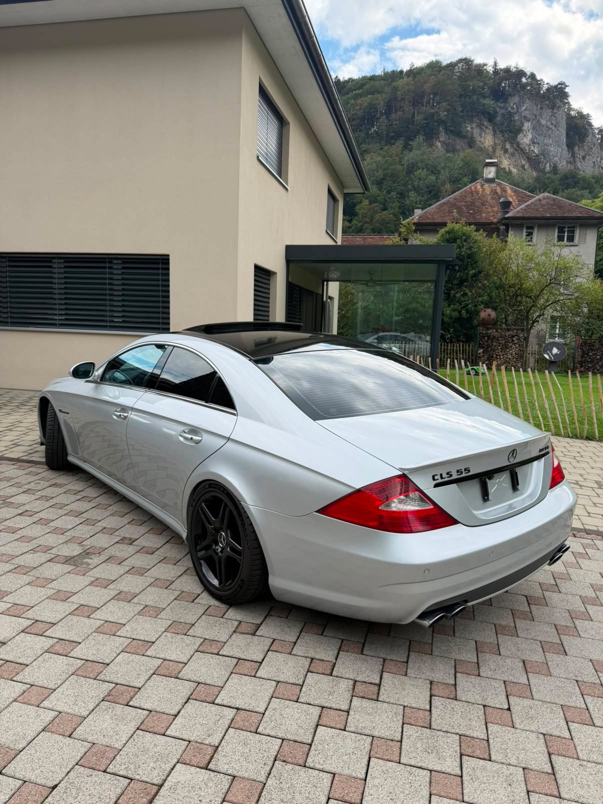 MERCEDES-BENZ CLS 55 V8 AMG-image-2