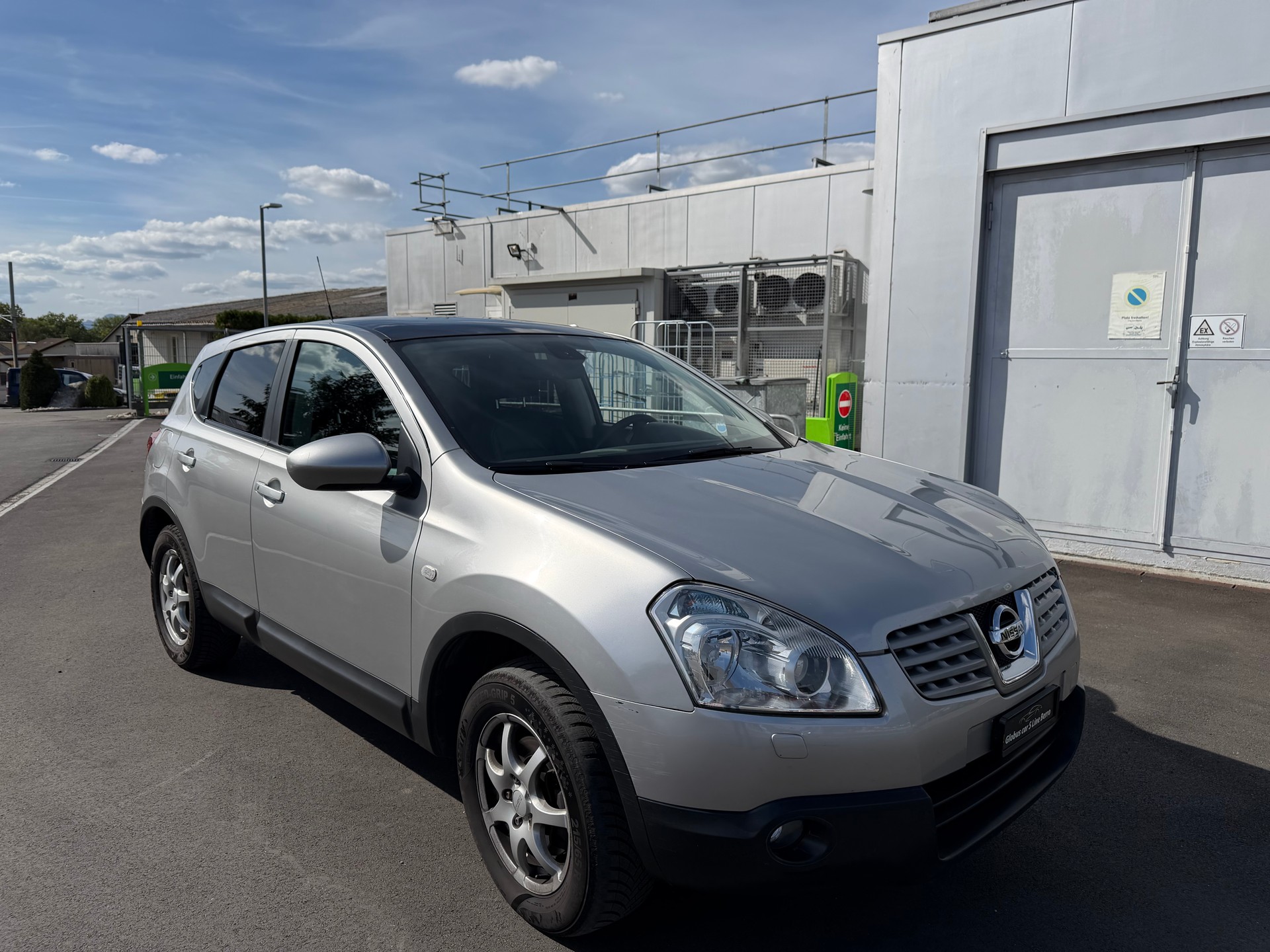 NISSAN Qashqai 2.0 dCi 4WD Lounge Automatic-image-1