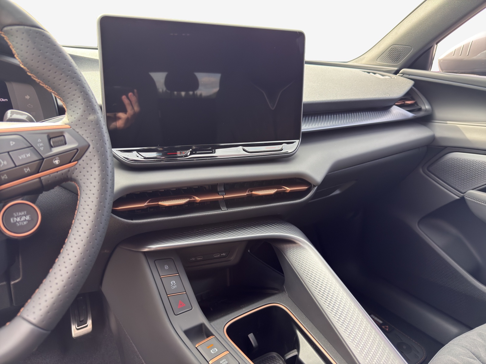 CUPRA Terramar 1.5 eHybrid DSG-image-10