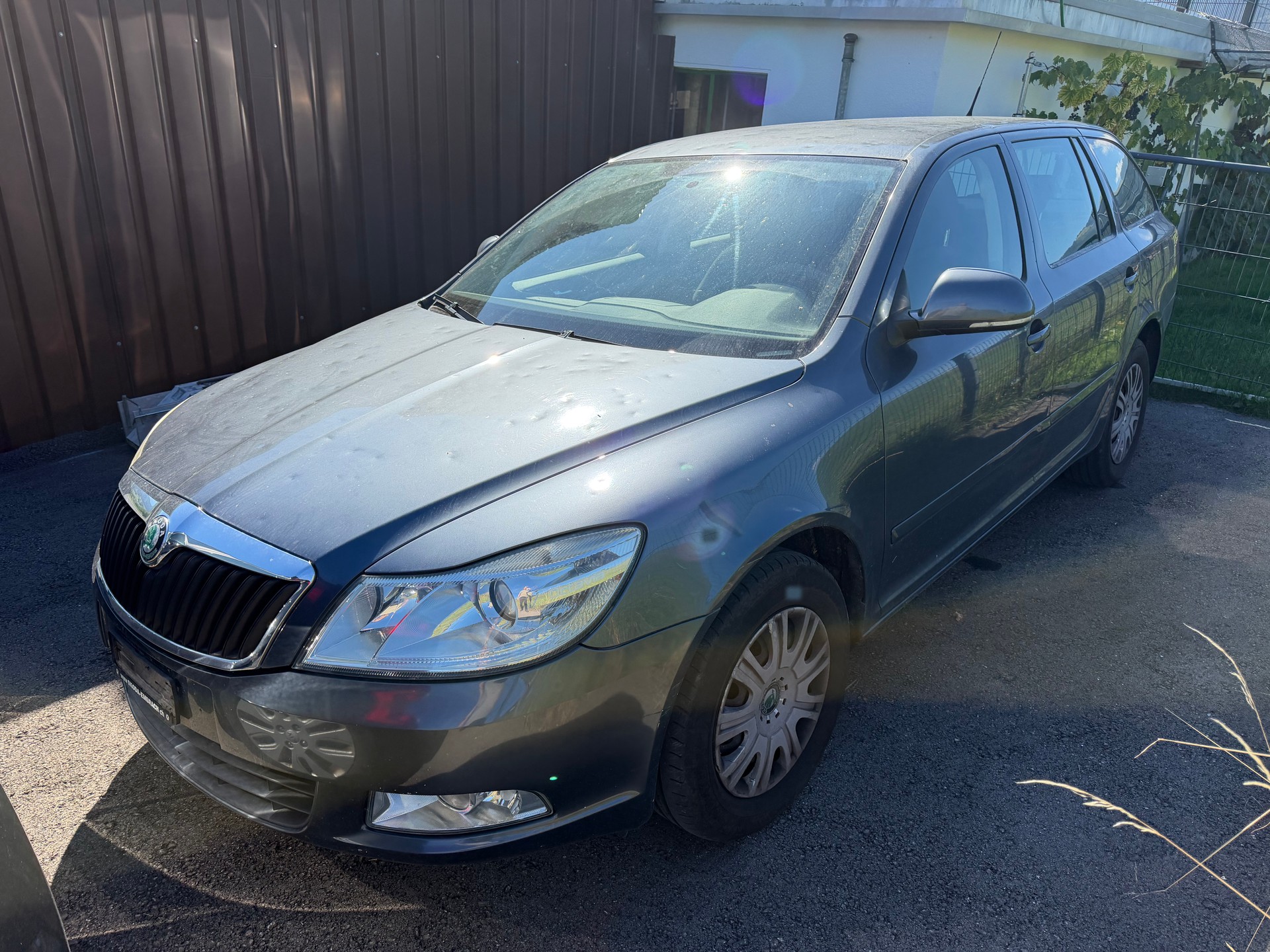 SKODA Octavia Combi 1.6 TDI Ambiente-image-0