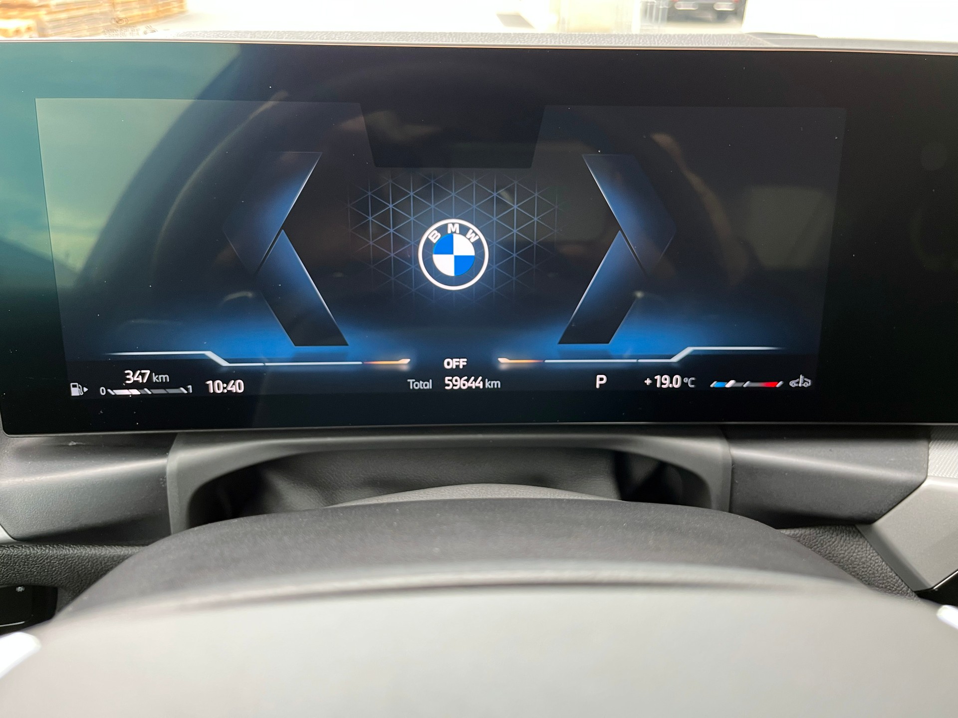 BMW 320d xDrive-image-13