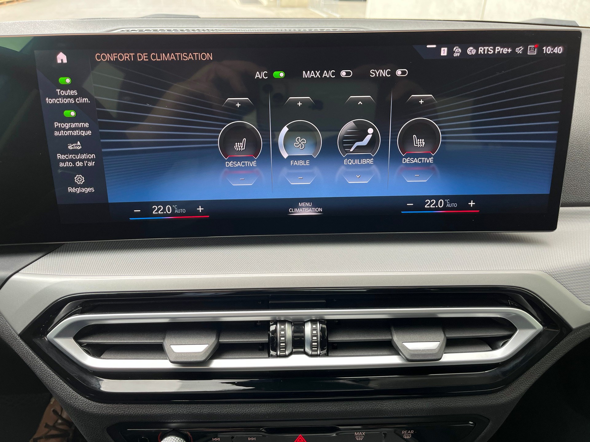 BMW 320d xDrive-image-15