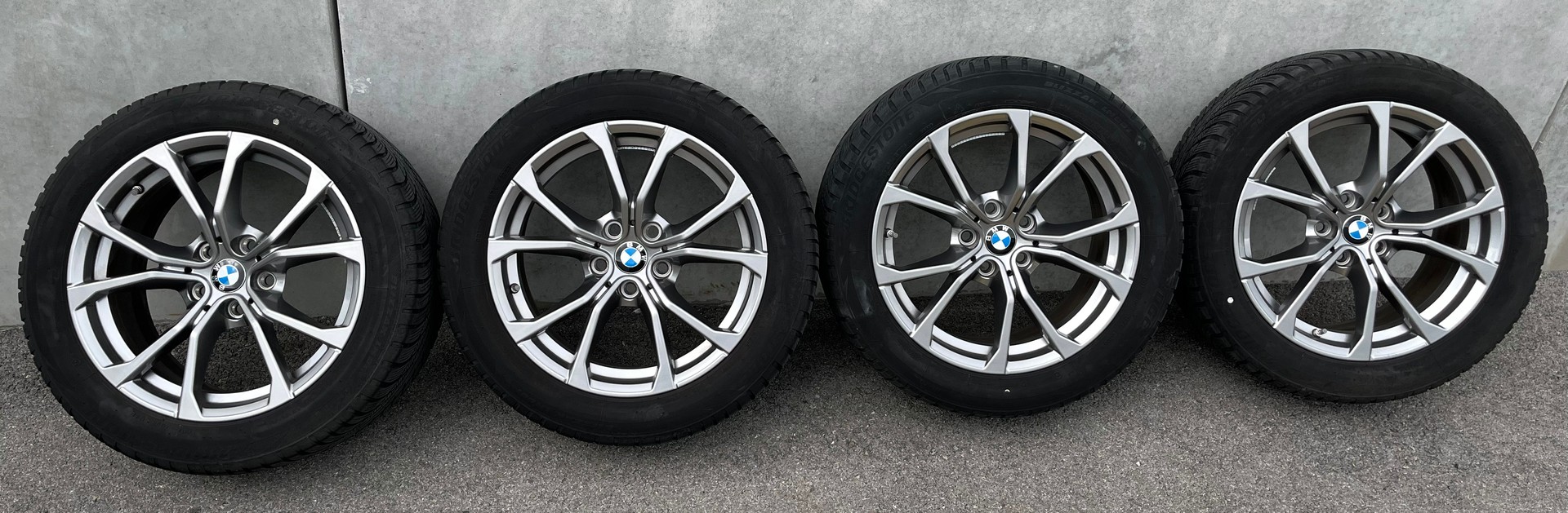 BMW 320d xDrive-image-10