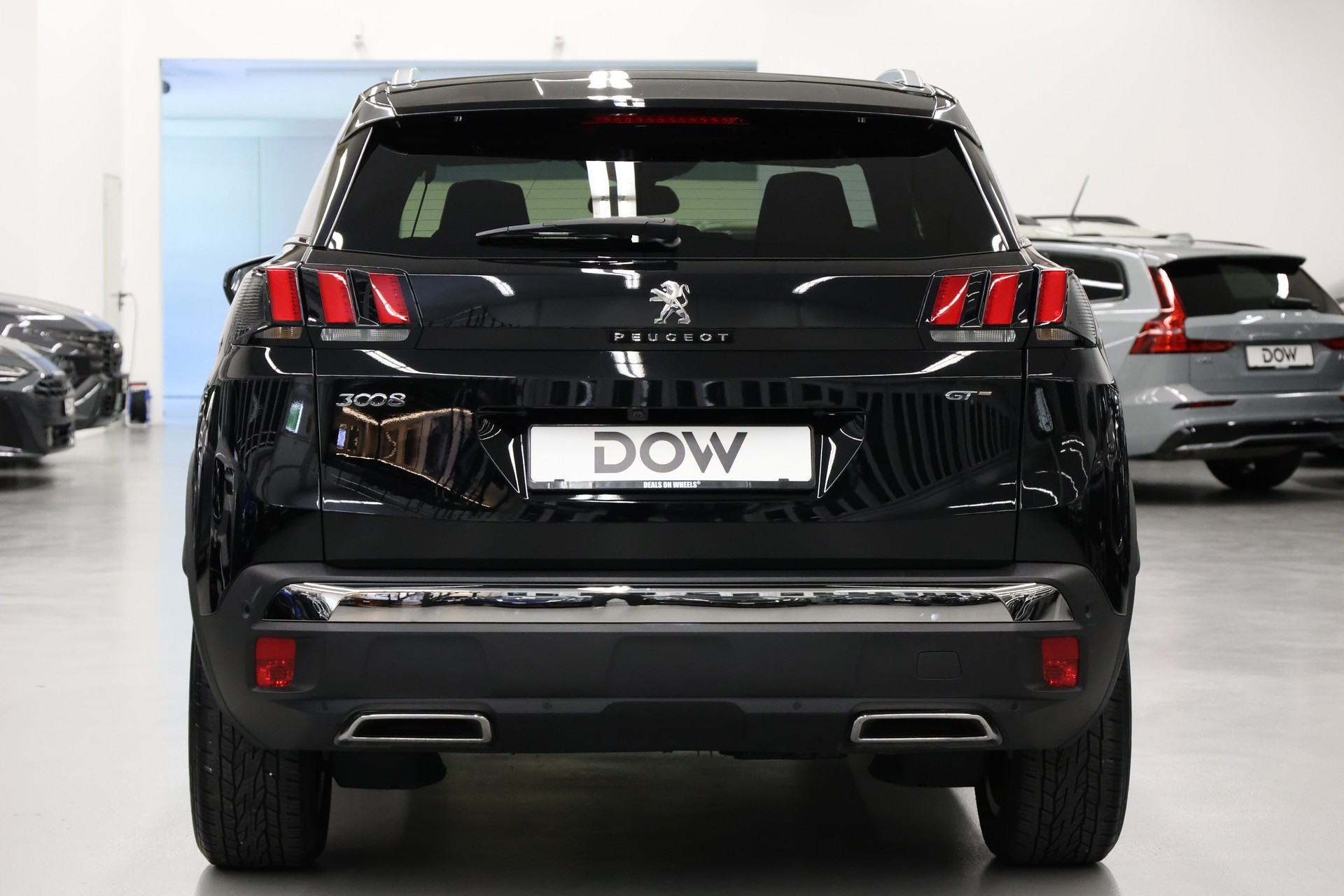 PEUGEOT 3008 2.0 BlueHDi 180 GT-image-9