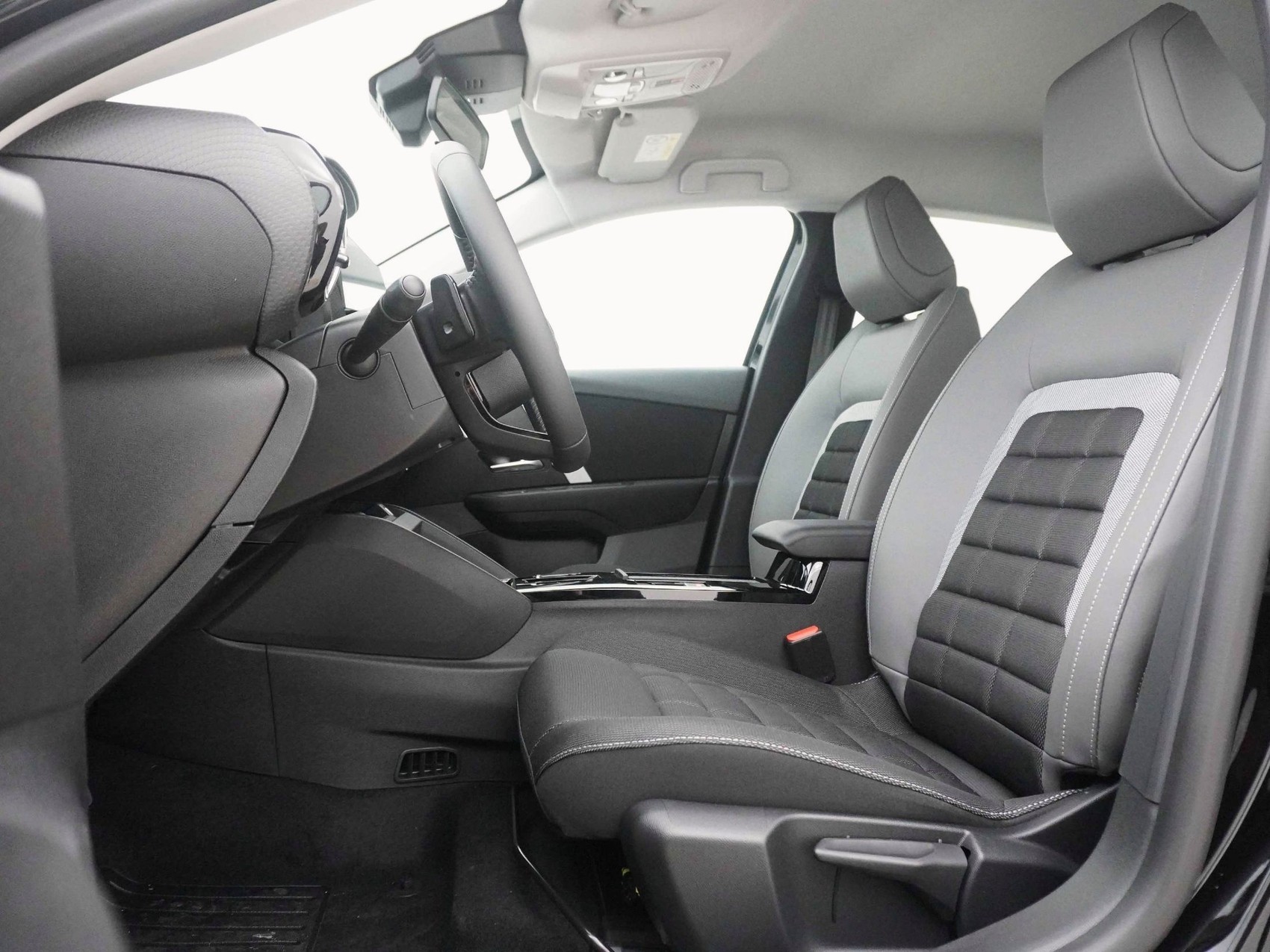 CITROEN C4 1.2 Hybrid You+-image-7