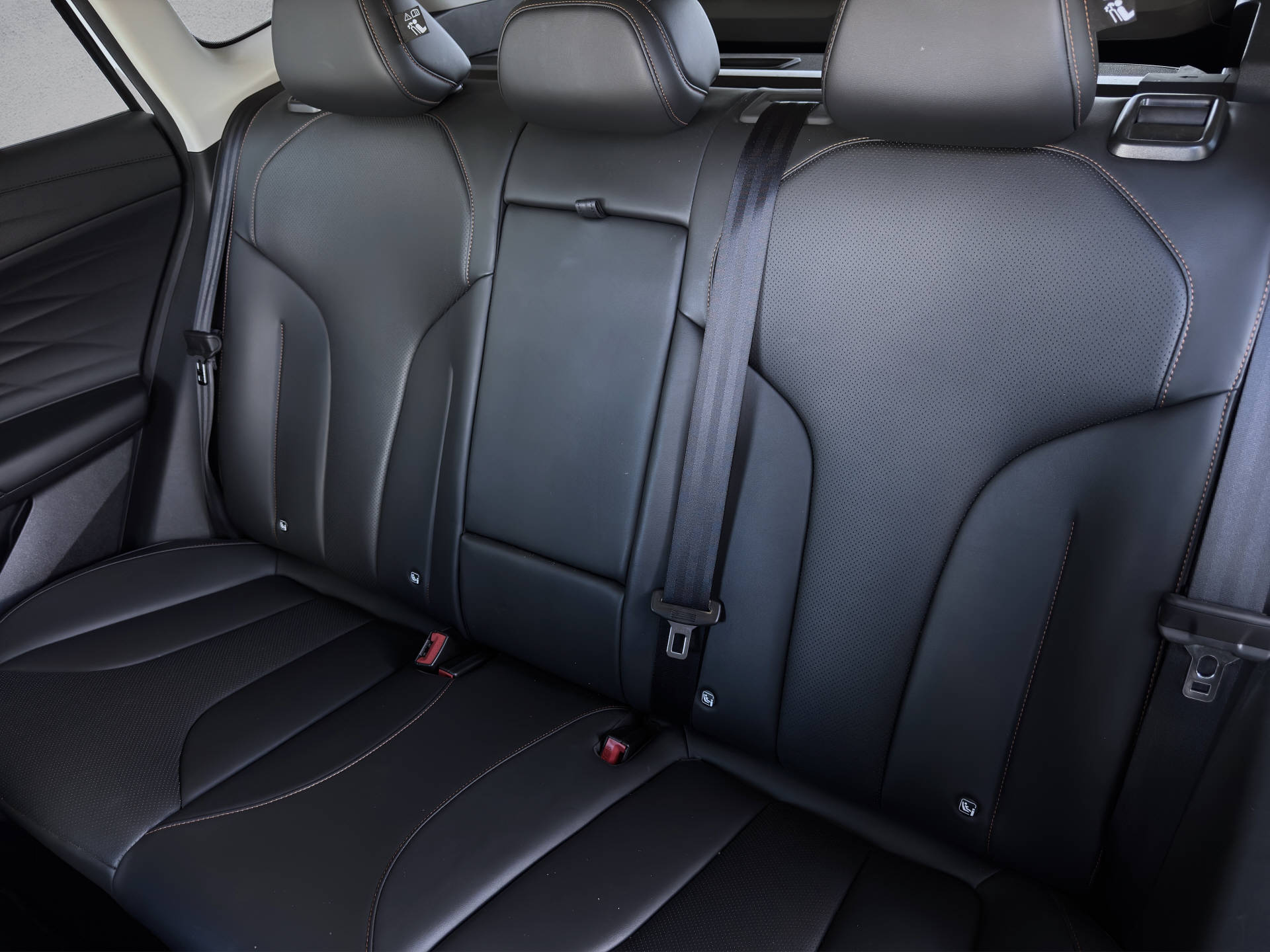 MG HS 1.5 Vti-Tech Luxury-image-11