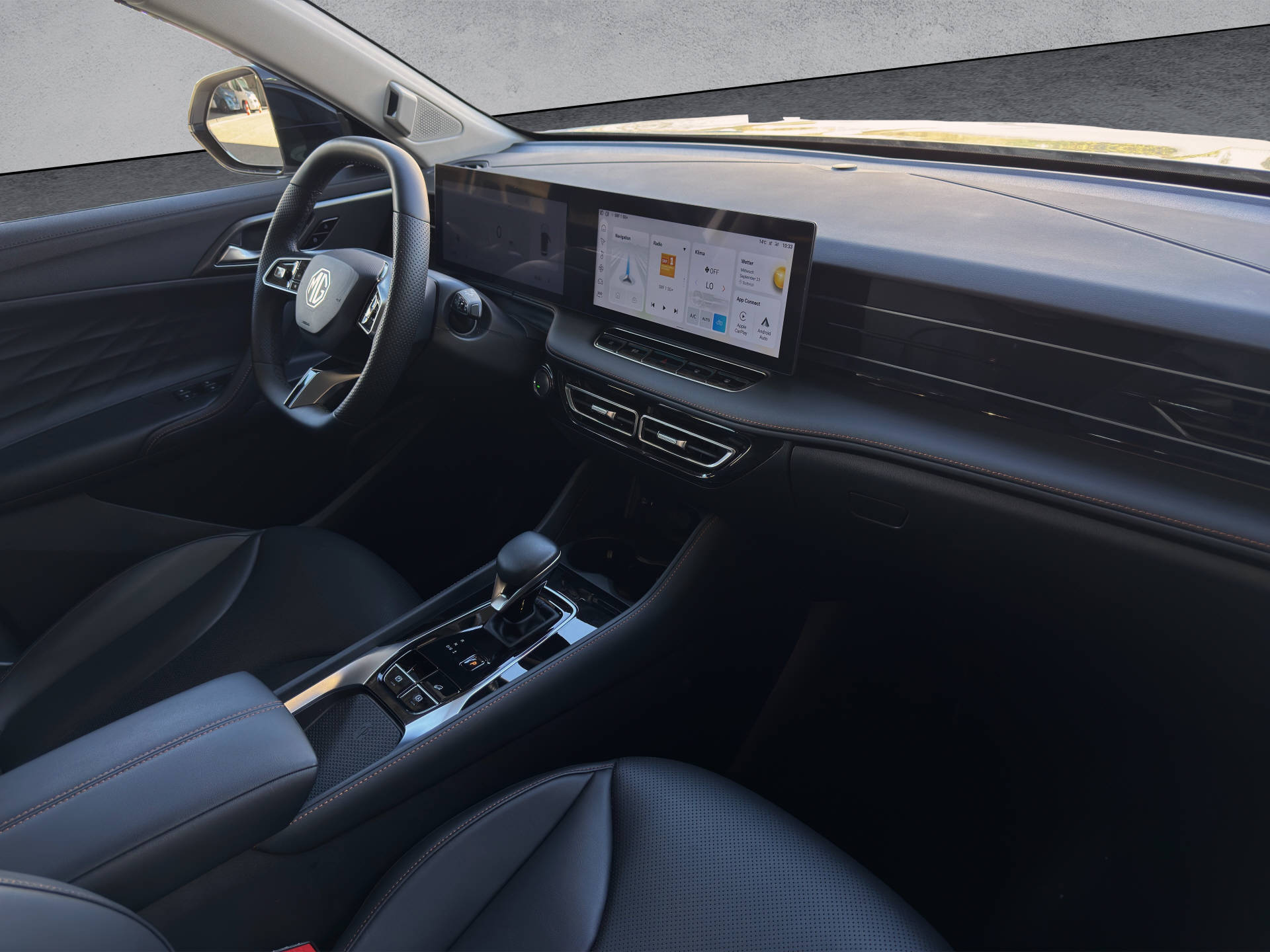 MG HS 1.5 Vti-Tech Luxury-image-14