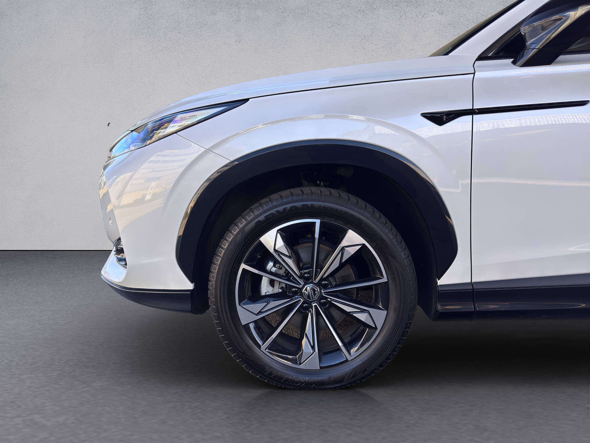 MG HS 1.5 Vti-Tech Luxury-image-2