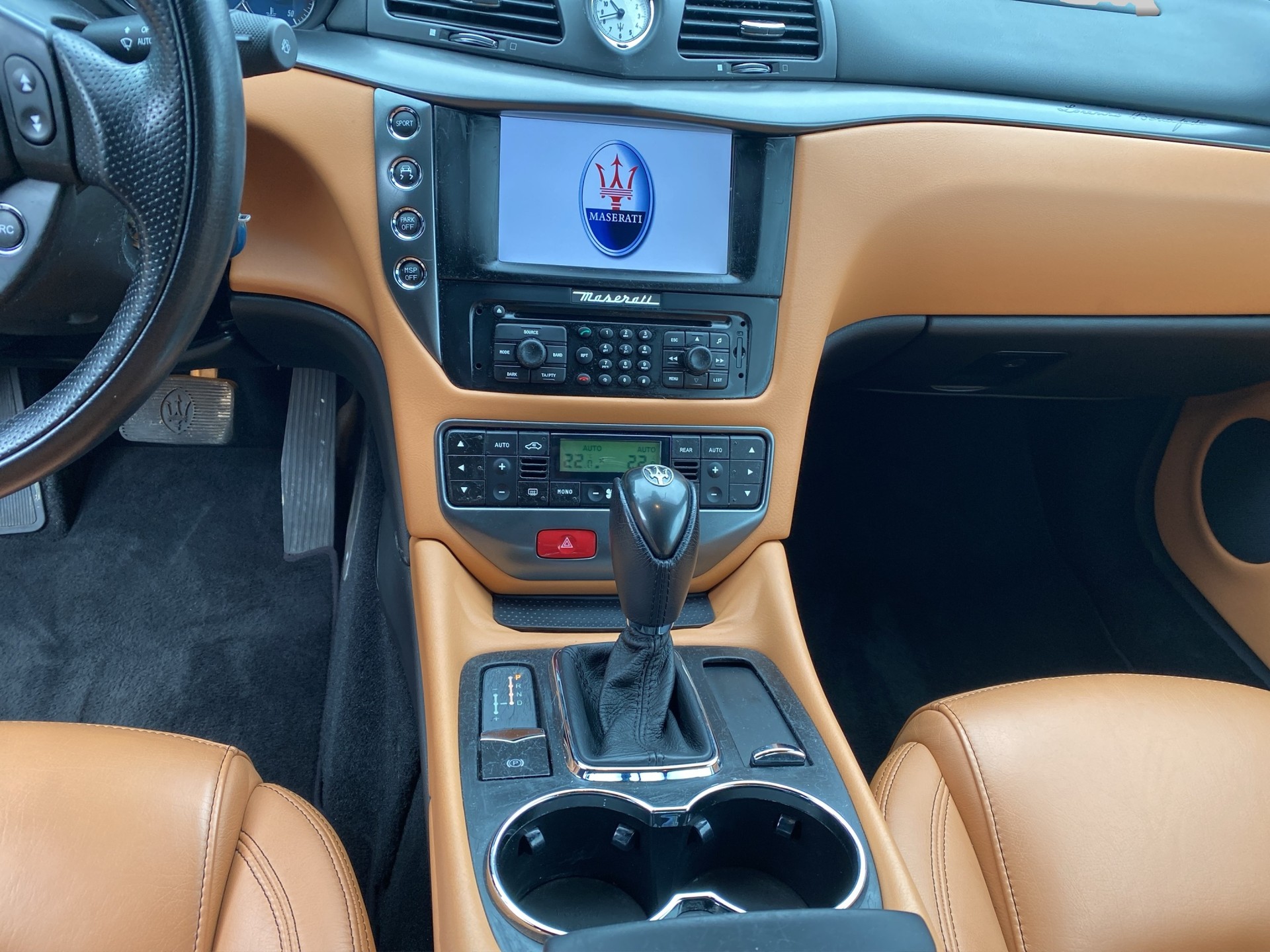 MASERATI GranTurismo Automatica-image-11