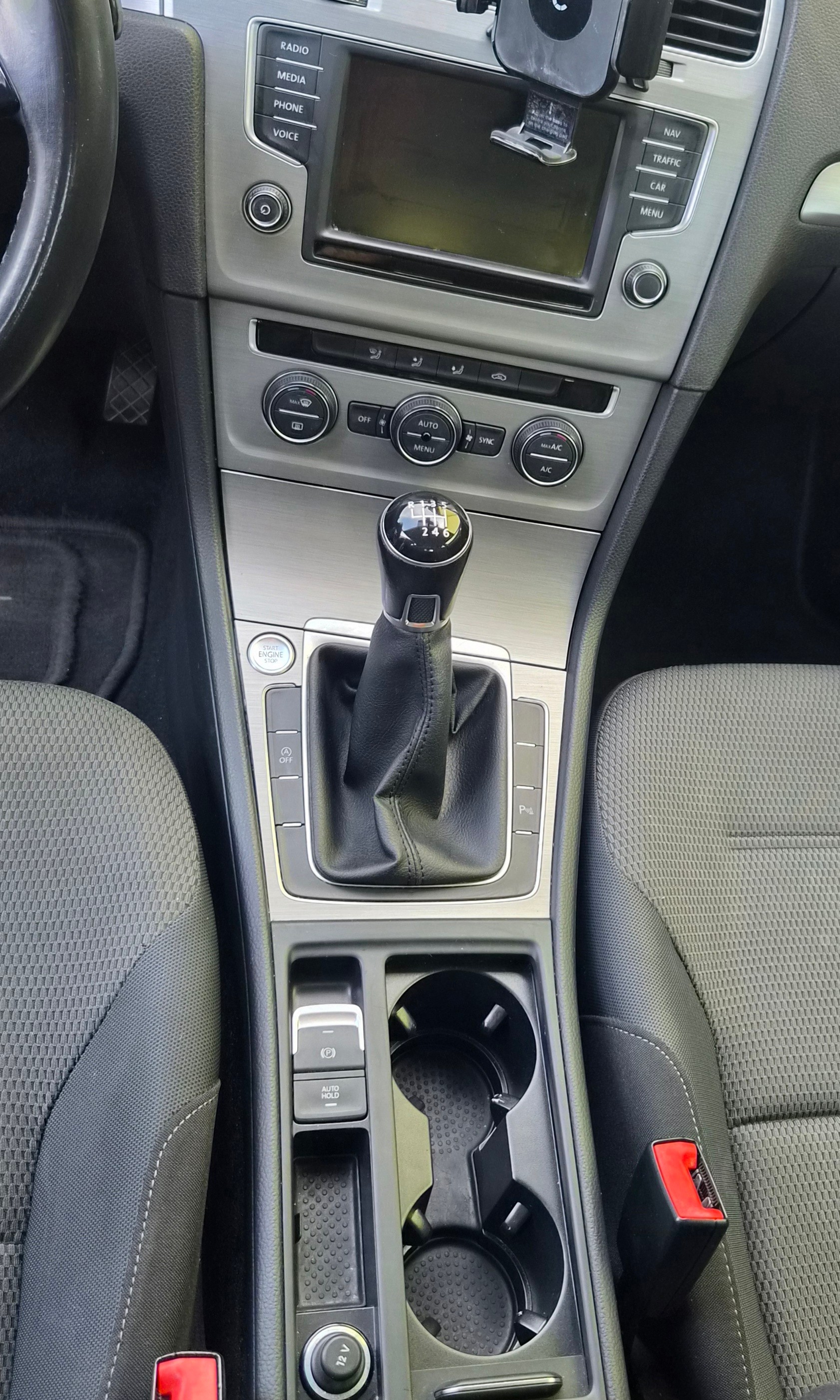 VW 1.6 TDI BlueM Comfortline-image-4