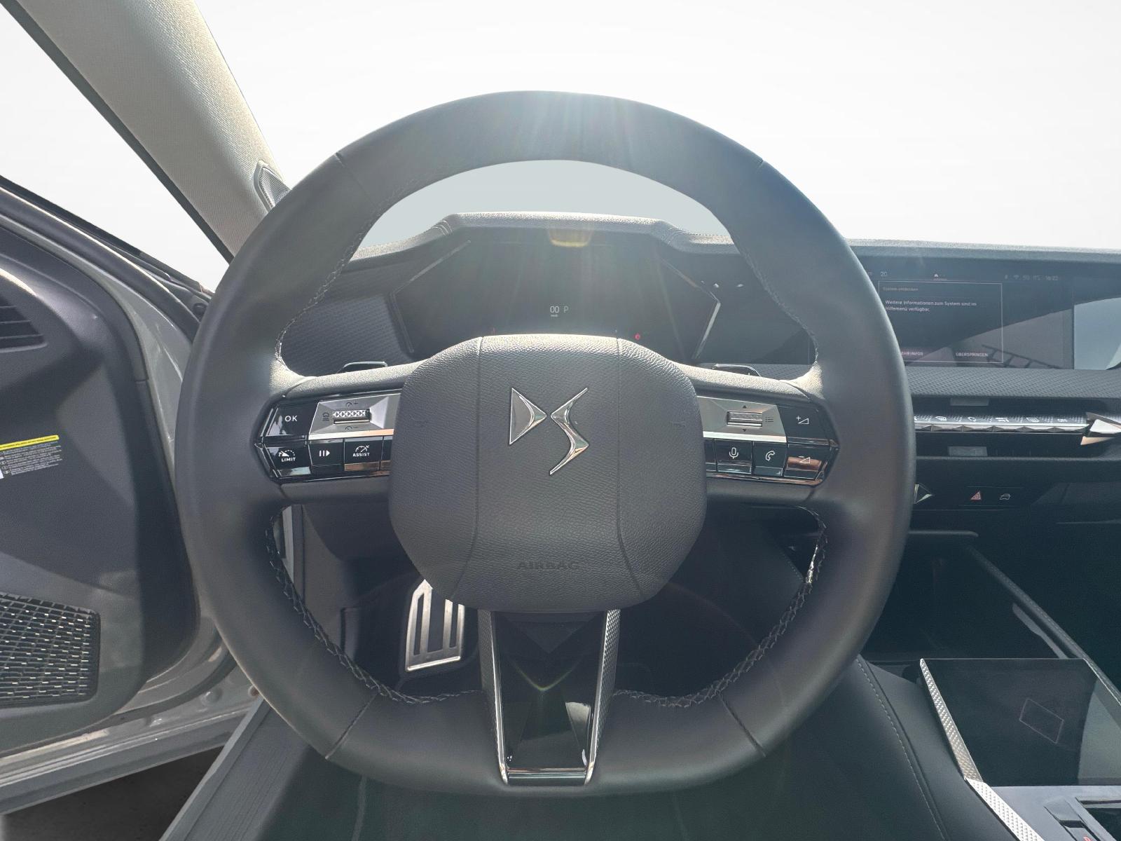DS AUTOMOBILES 4 1.6 PureTech Rivoli-image-13