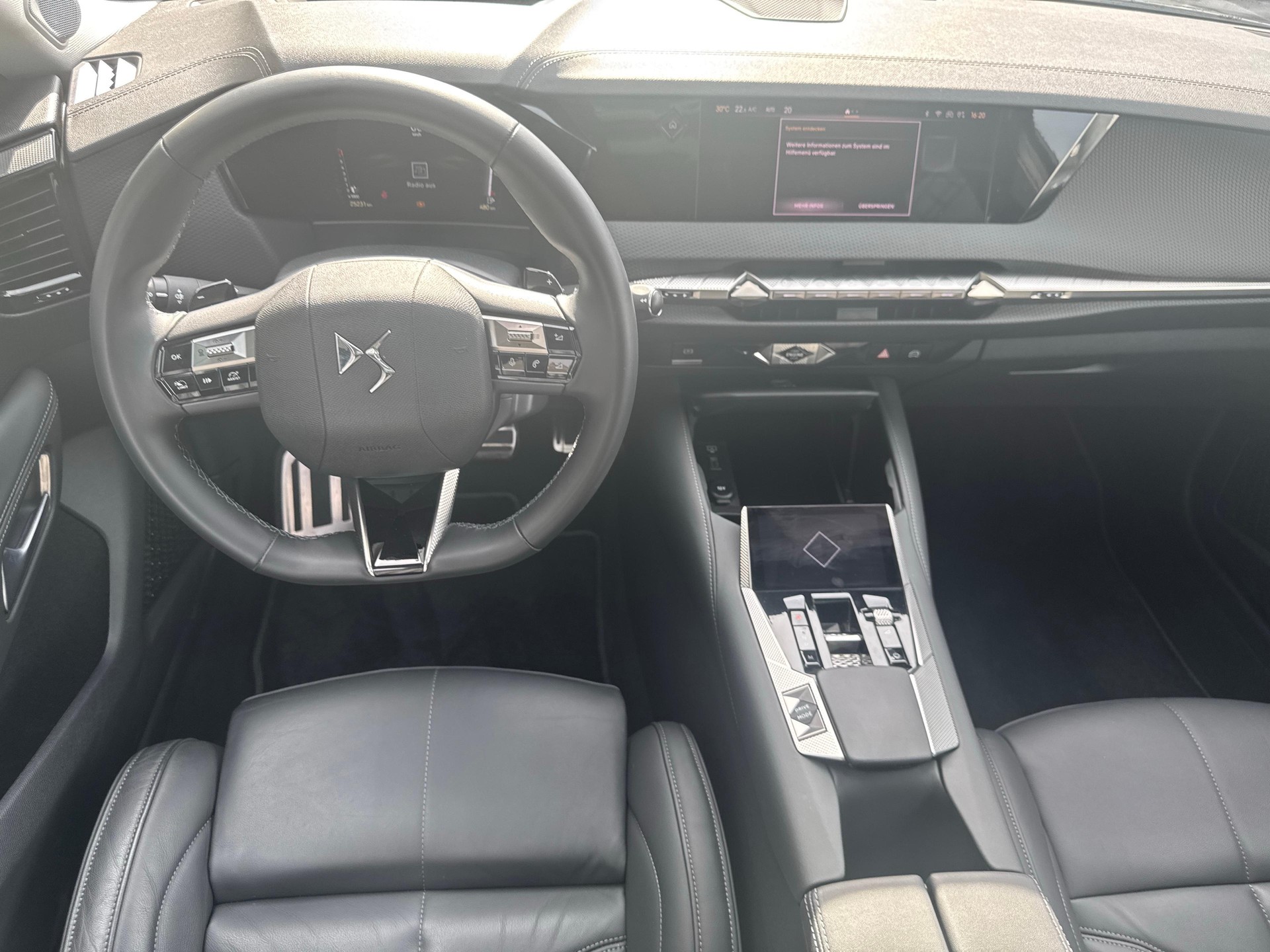 DS AUTOMOBILES 4 1.6 PureTech Rivoli-image-8