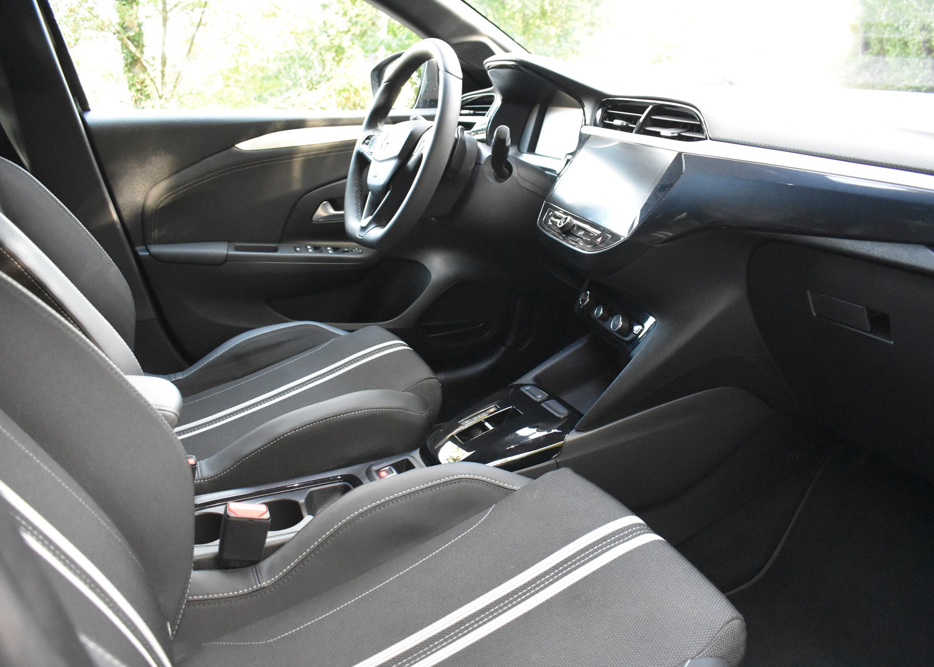 OPEL Corsa 1.2 MHEV GS-image-17