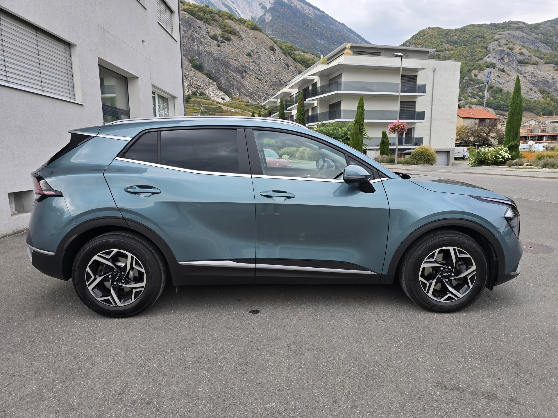KIA Sportage 1.6T-GDi MHEV 7DCT-image-7