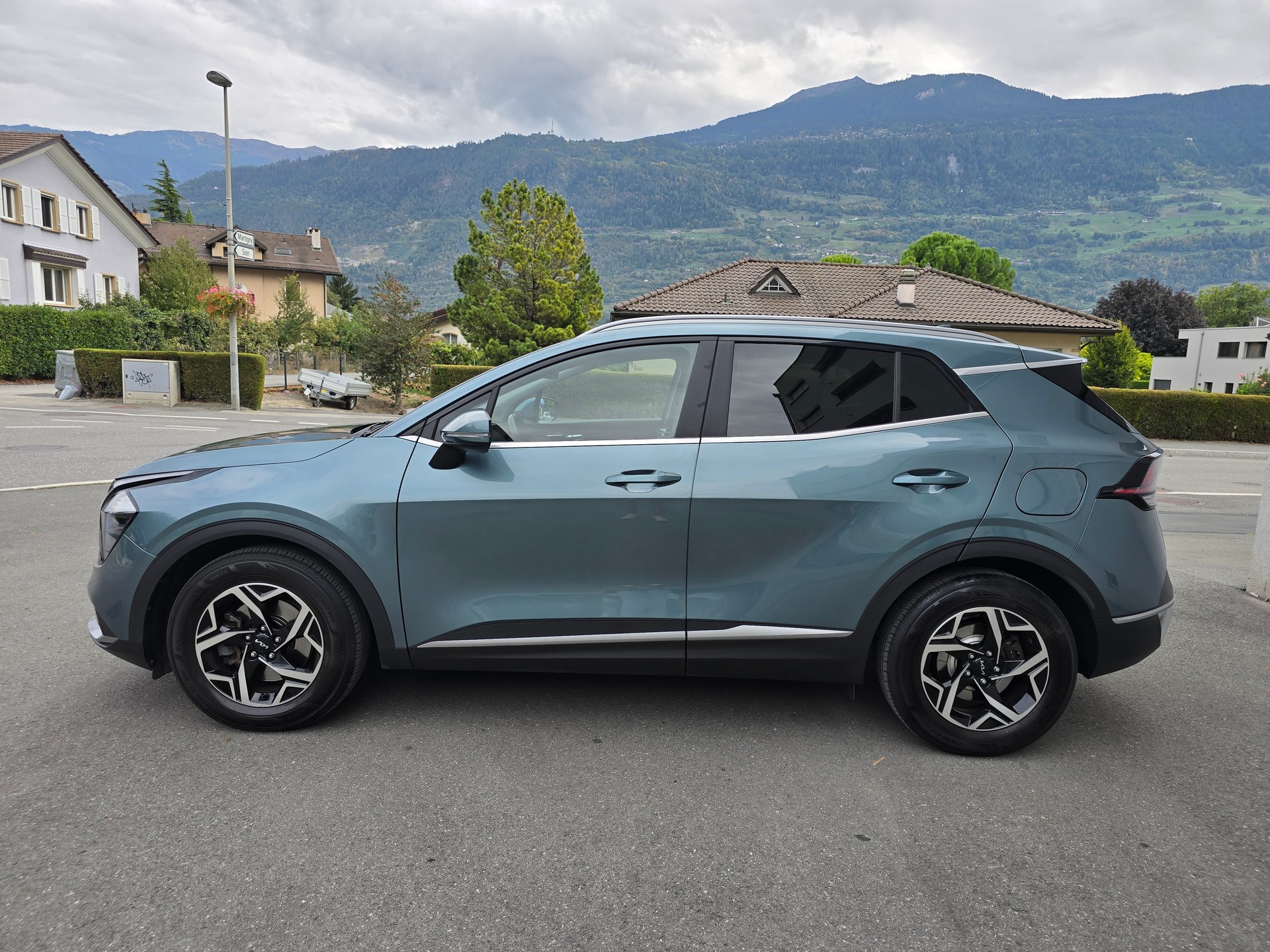 KIA Sportage 1.6T-GDi MHEV 7DCT-image-2