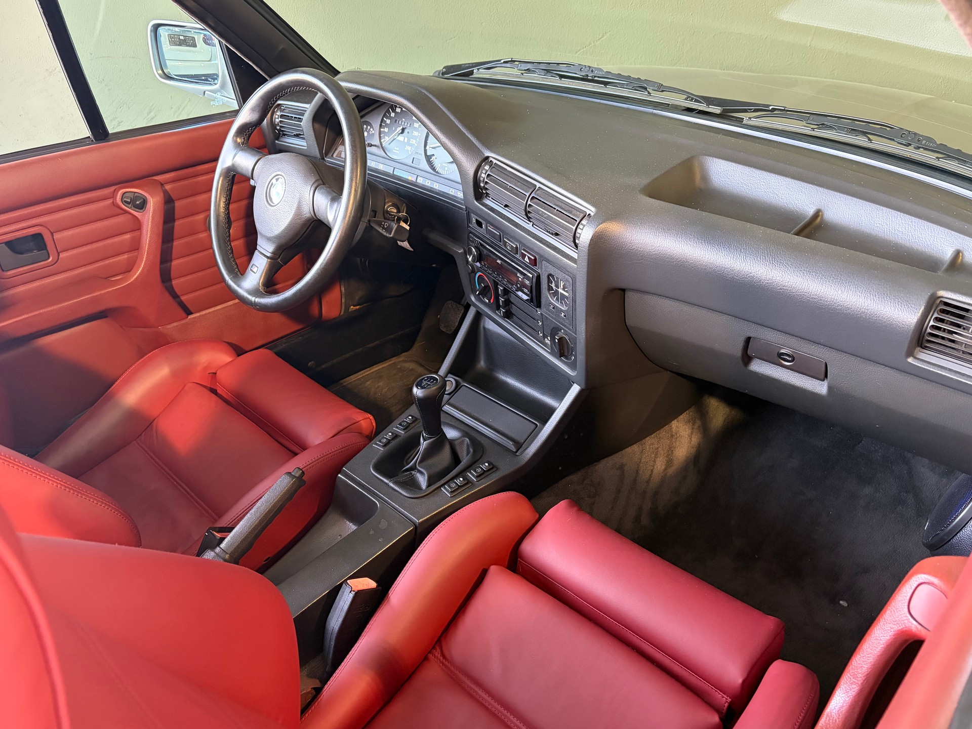 BMW 325i Cabrio *CH-Fahrzeug*Ab MFK*-image-13