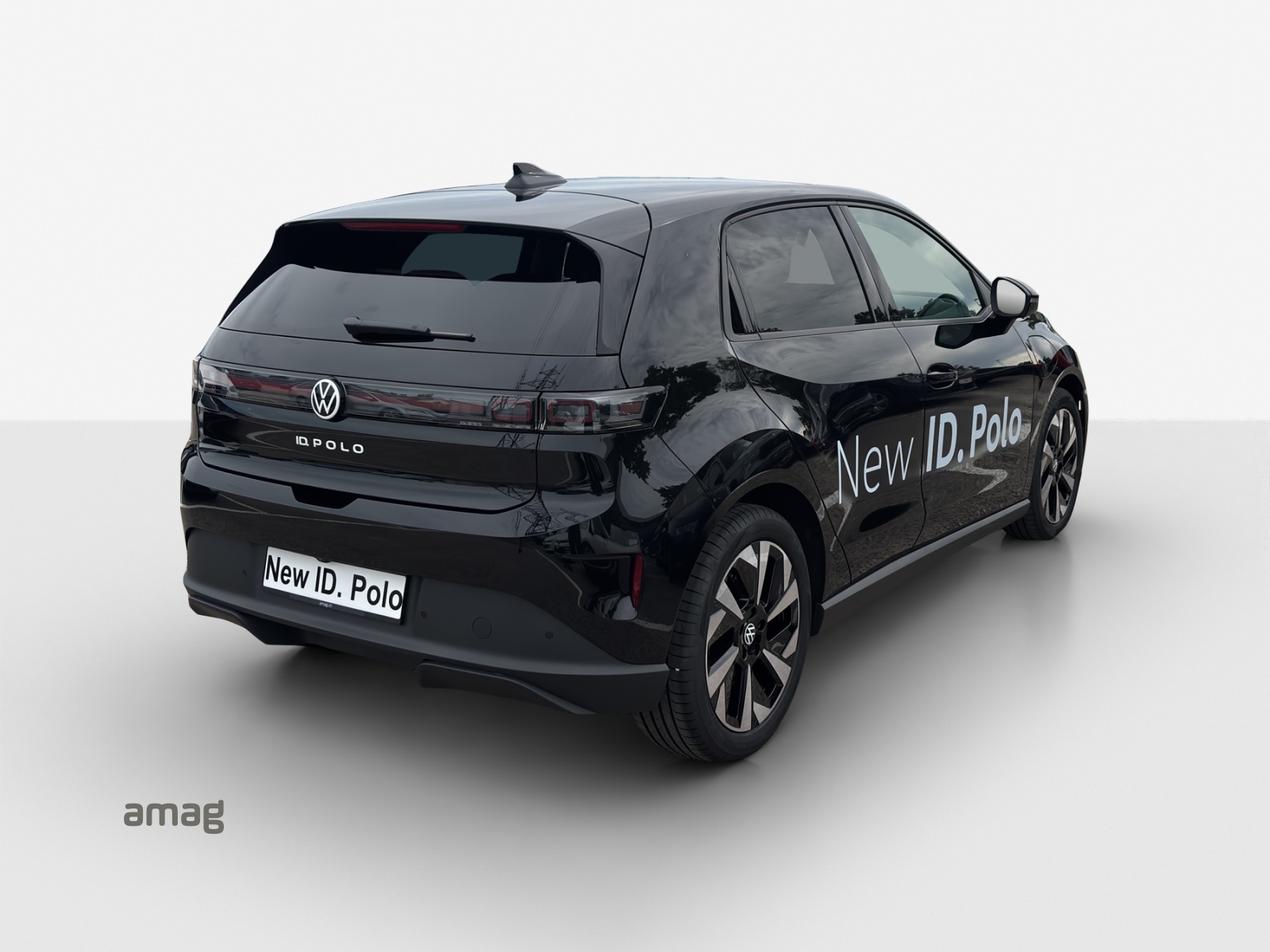 VW ID.Polo 52 kWh Life Edition One-image-4