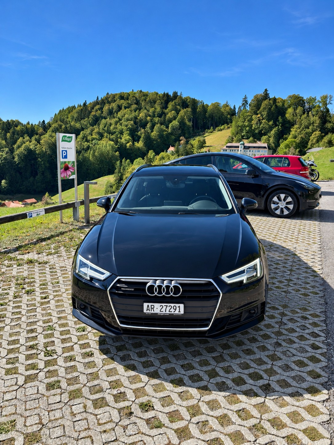 AUDI 2.0 TDI 190 quattro S-Tronic-image-1