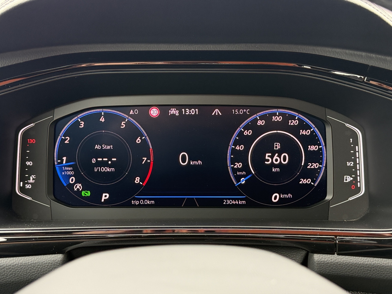 VW T-Roc 2.0 TSI R-Line DSG 4Motion-image-7