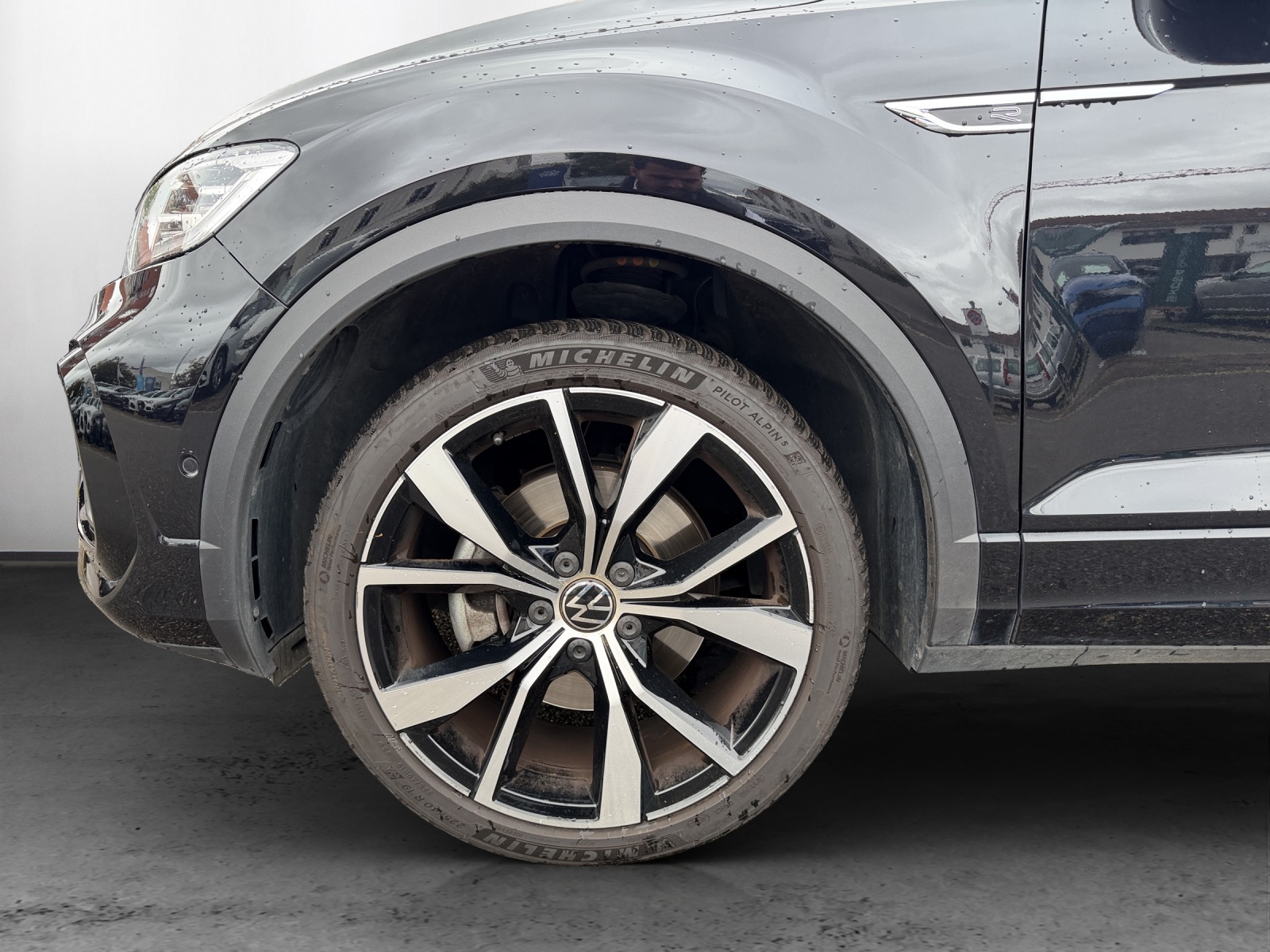 VW T-Roc 2.0 TSI R-Line DSG 4Motion-image-12