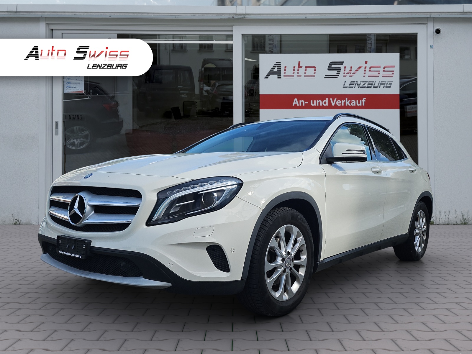 MERCEDES-BENZ GLA 200-image-1