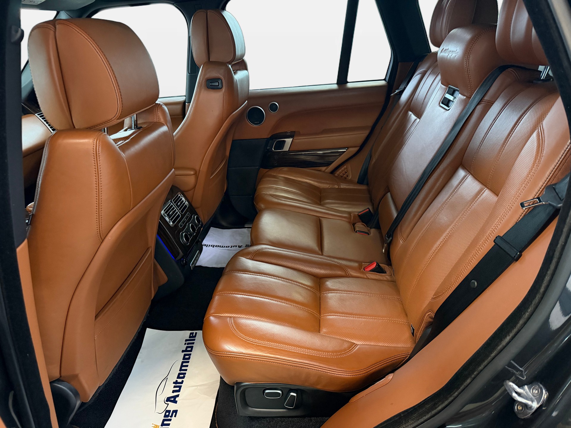 LAND ROVER Range Rover 3.0 TDV6 Autobiography Automatic | CH-Auto | Ab MFK 03.2026 | AHK 3.5t | Pano Dach-image-9