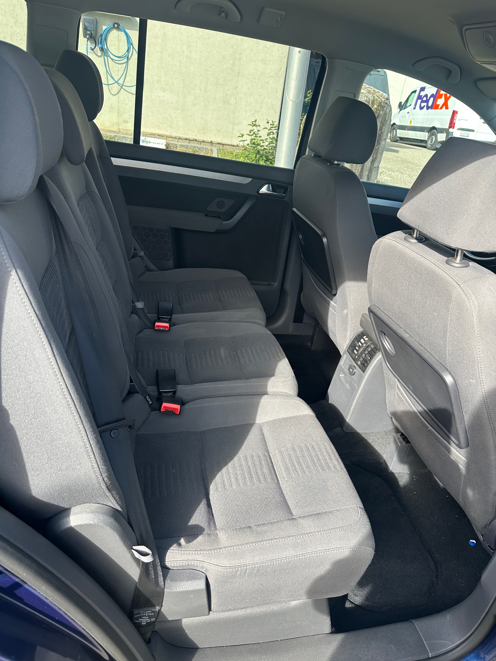 VW Touran 1.4 TSI Highline DSG-image-7