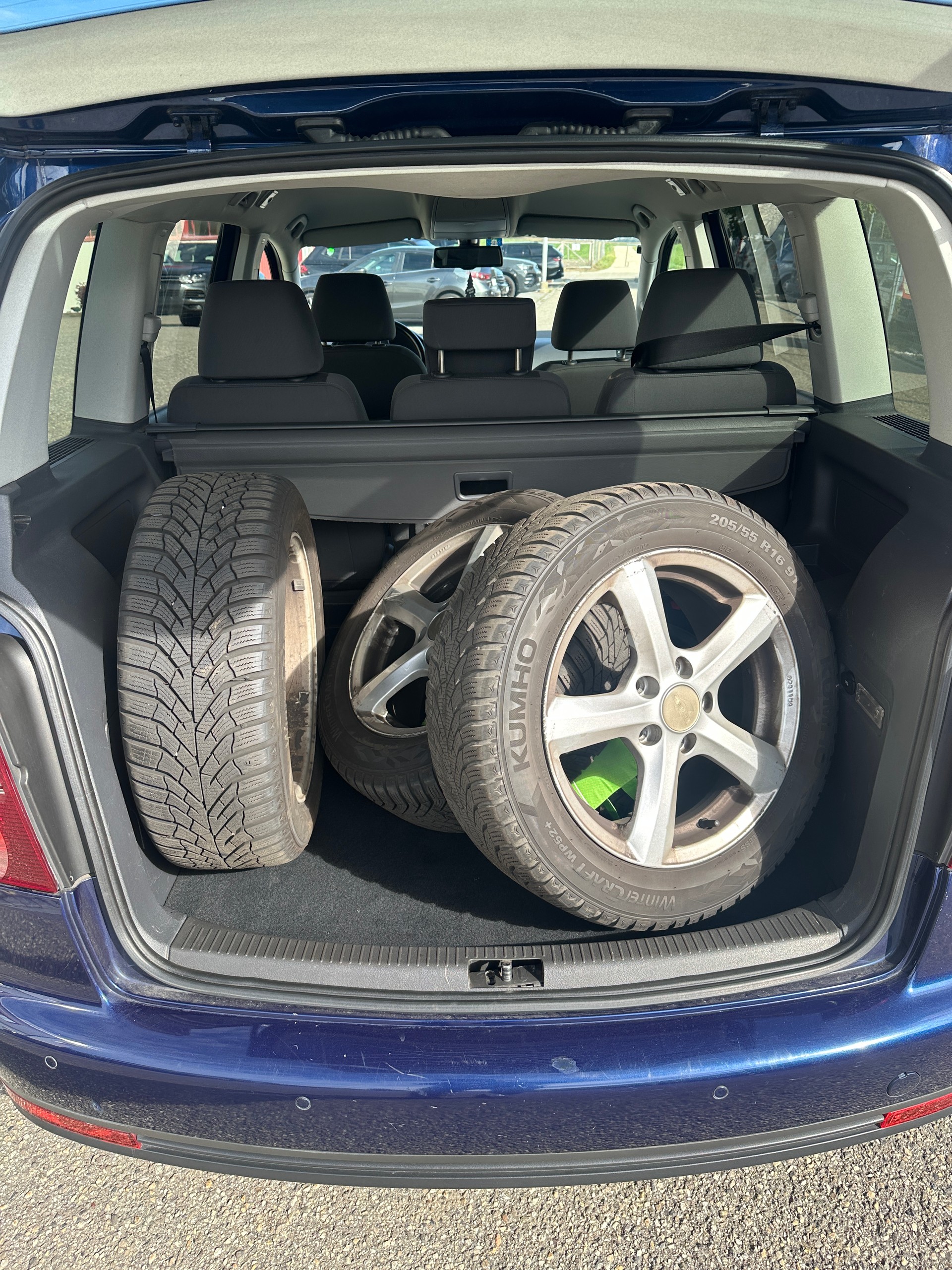 VW Touran 1.4 TSI Highline DSG-image-8