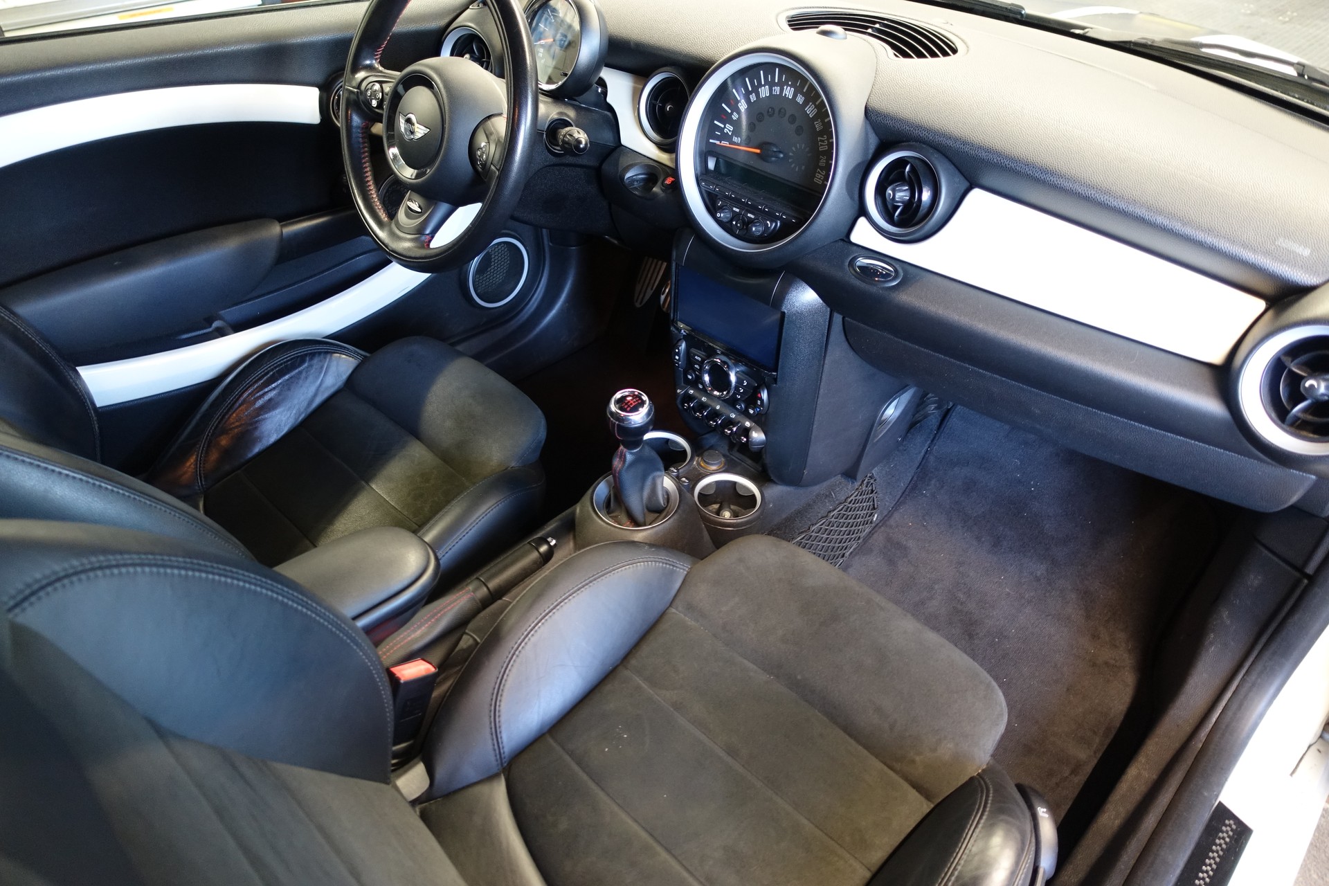 MINI Cooper John Cooper Works GP-image-11
