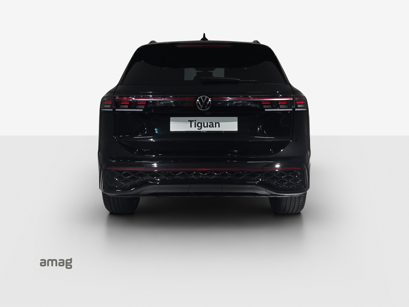 VW Tiguan 2.0 TDI SCR R-Line 4Motion DSG-showroom-element-3