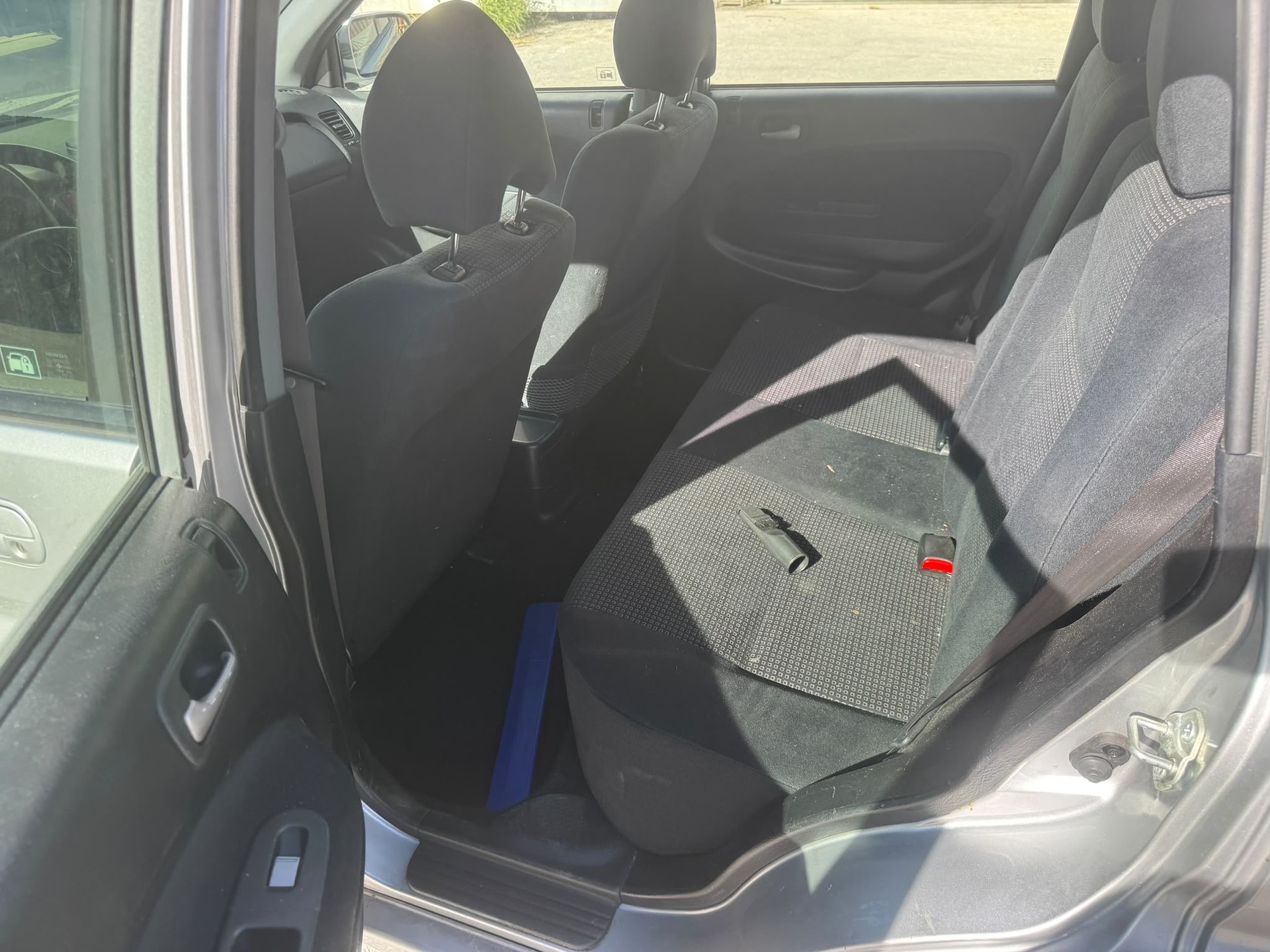 HONDA HR-V 1.6i 4WD Sport-image-8