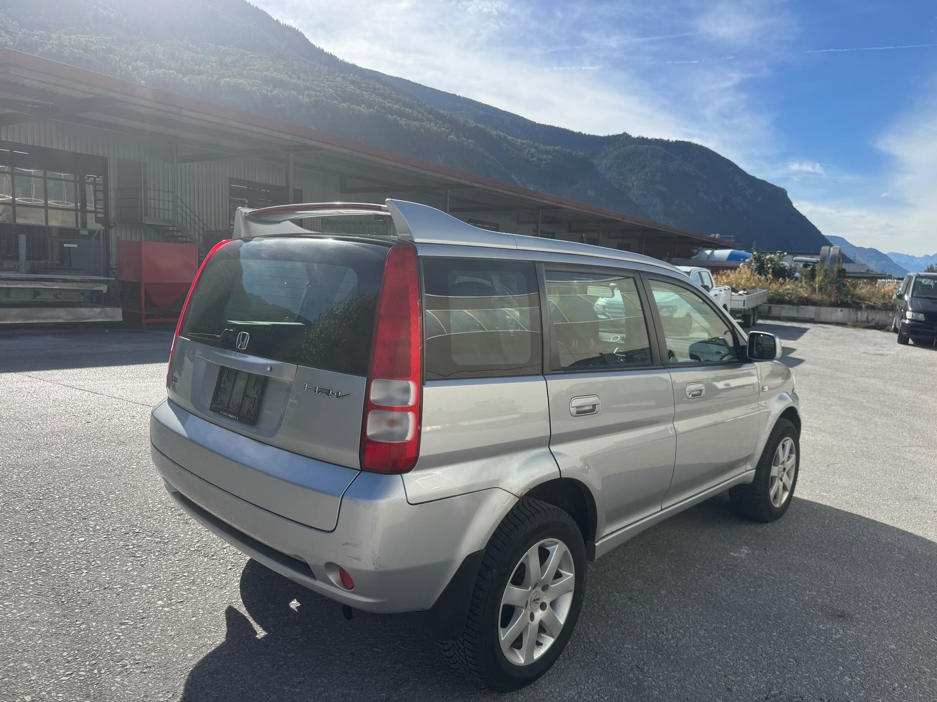 HONDA HR-V 1.6i 4WD Sport-image-3
