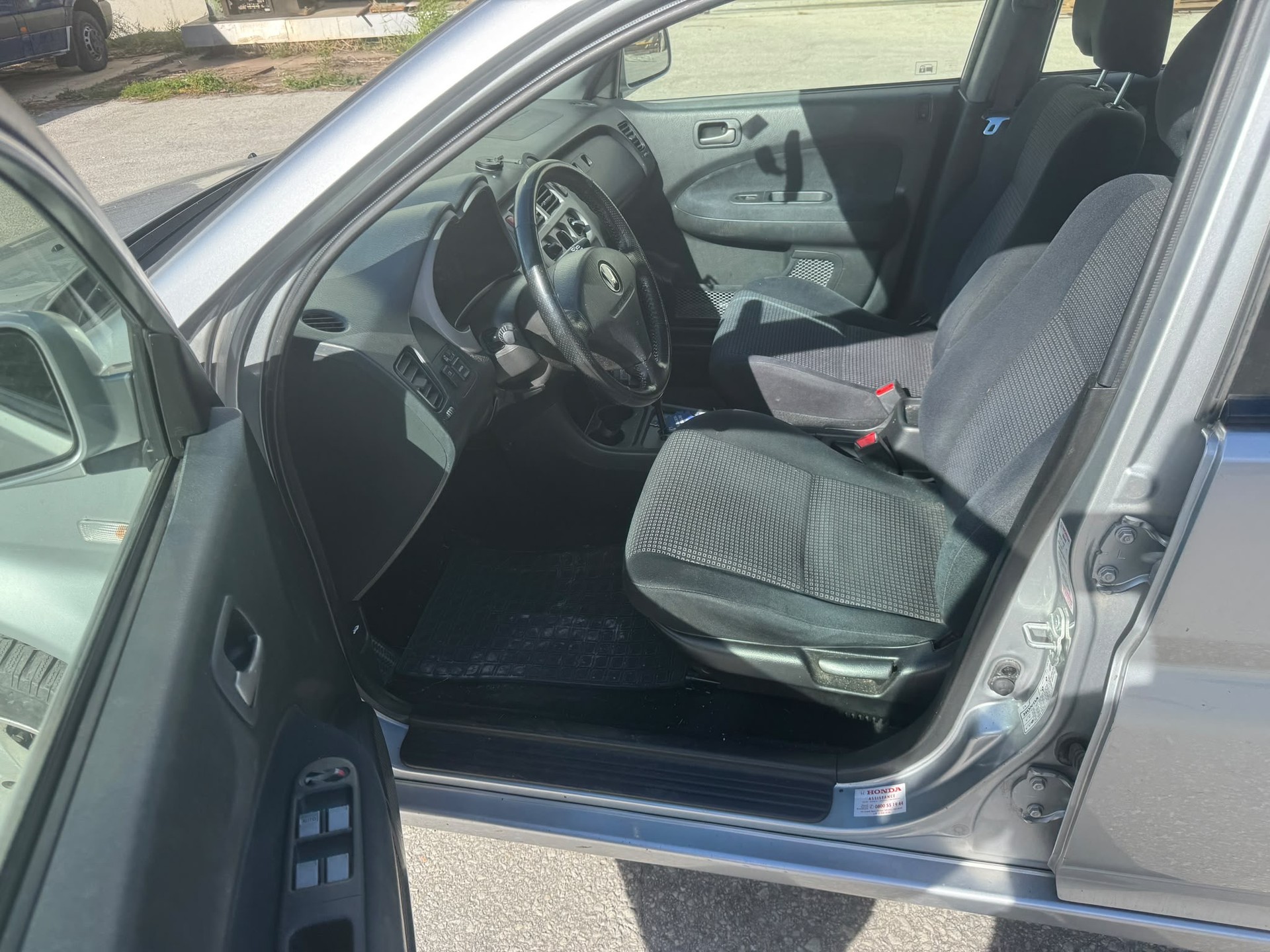 HONDA HR-V 1.6i 4WD Sport-image-6