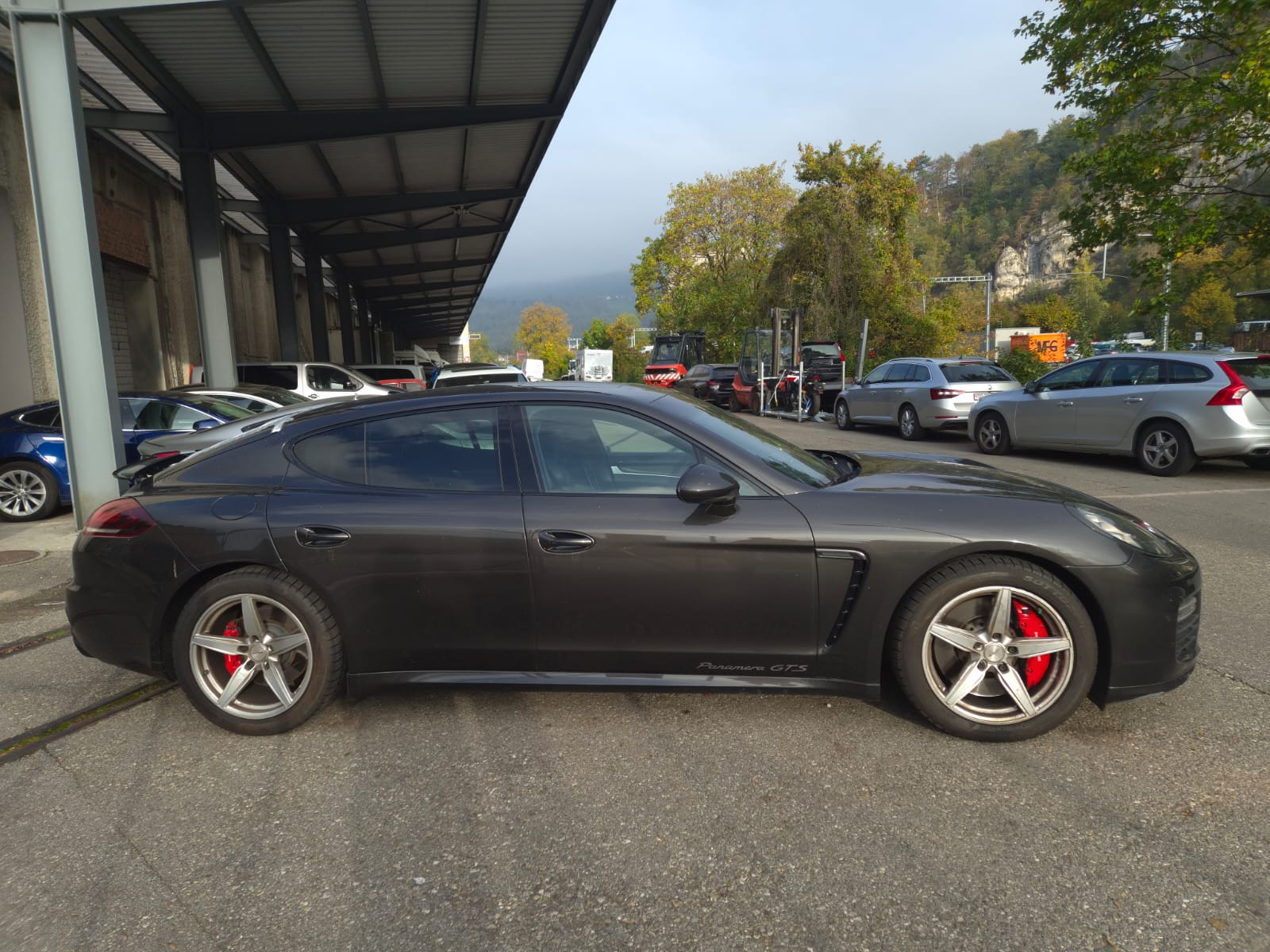 PORSCHE Panamera GTS 4.8 PDK-image-5