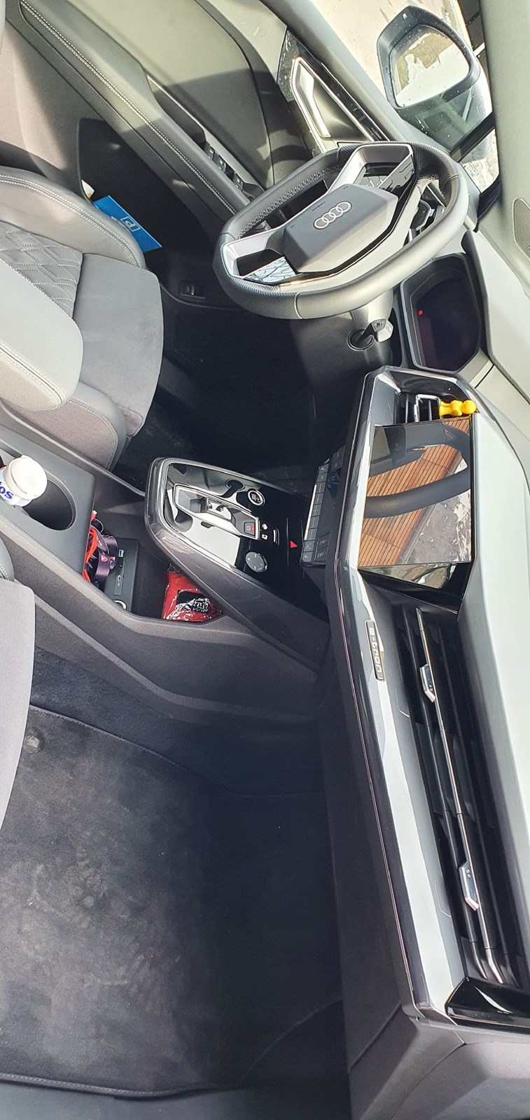 AUDI Q4 Sportback e-tron 50 quattro-image-4