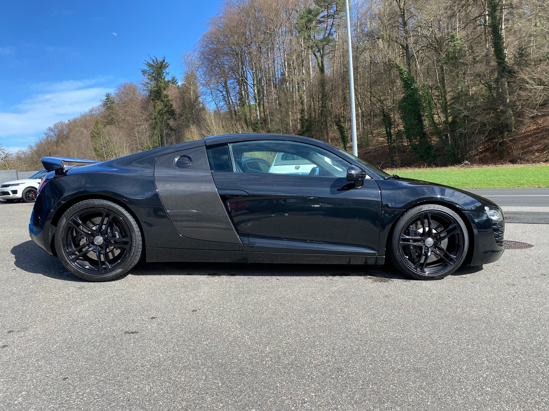 AUDI R8 Coupé 4.2-image-2