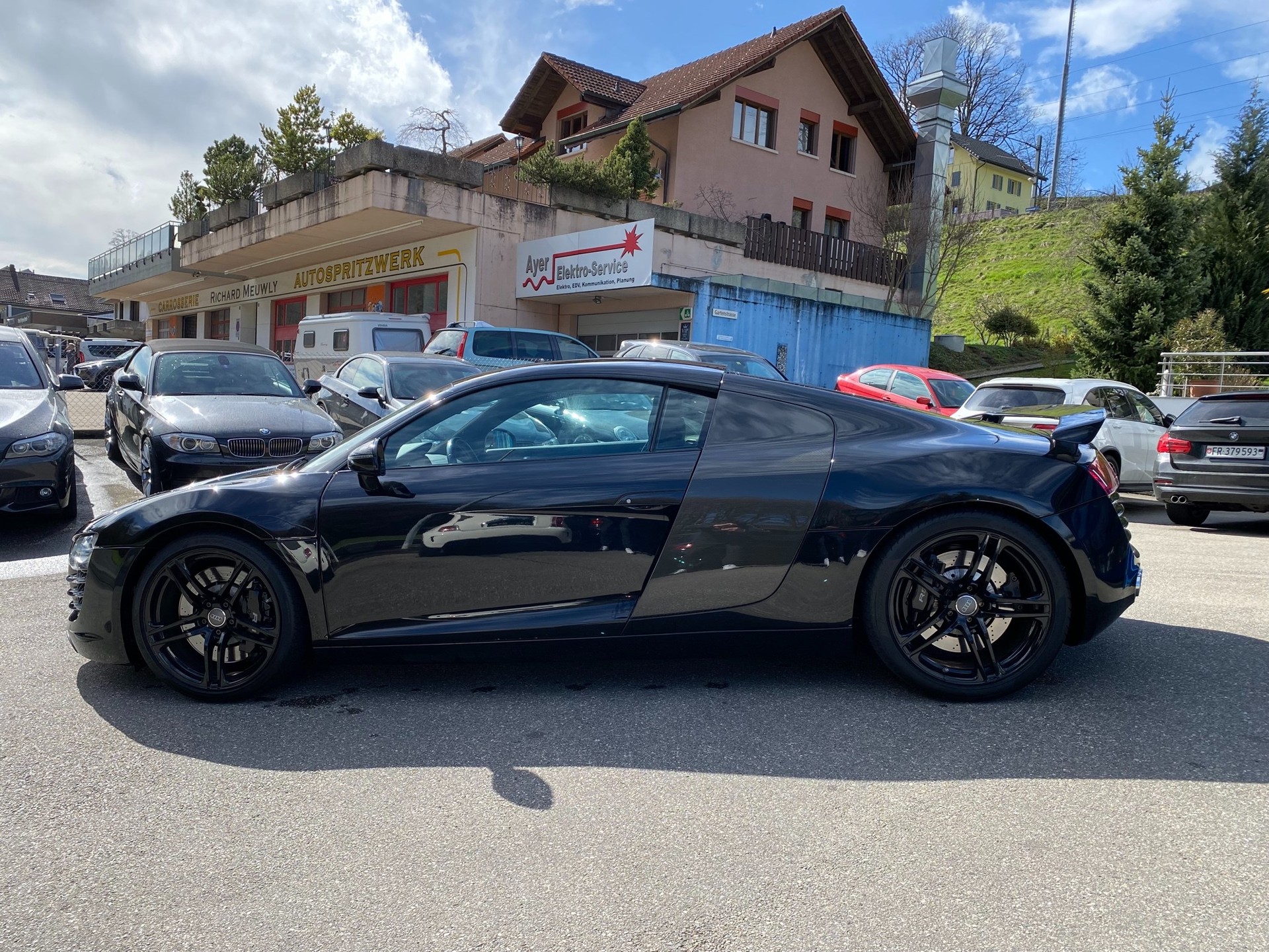 AUDI R8 Coupé 4.2-image-5