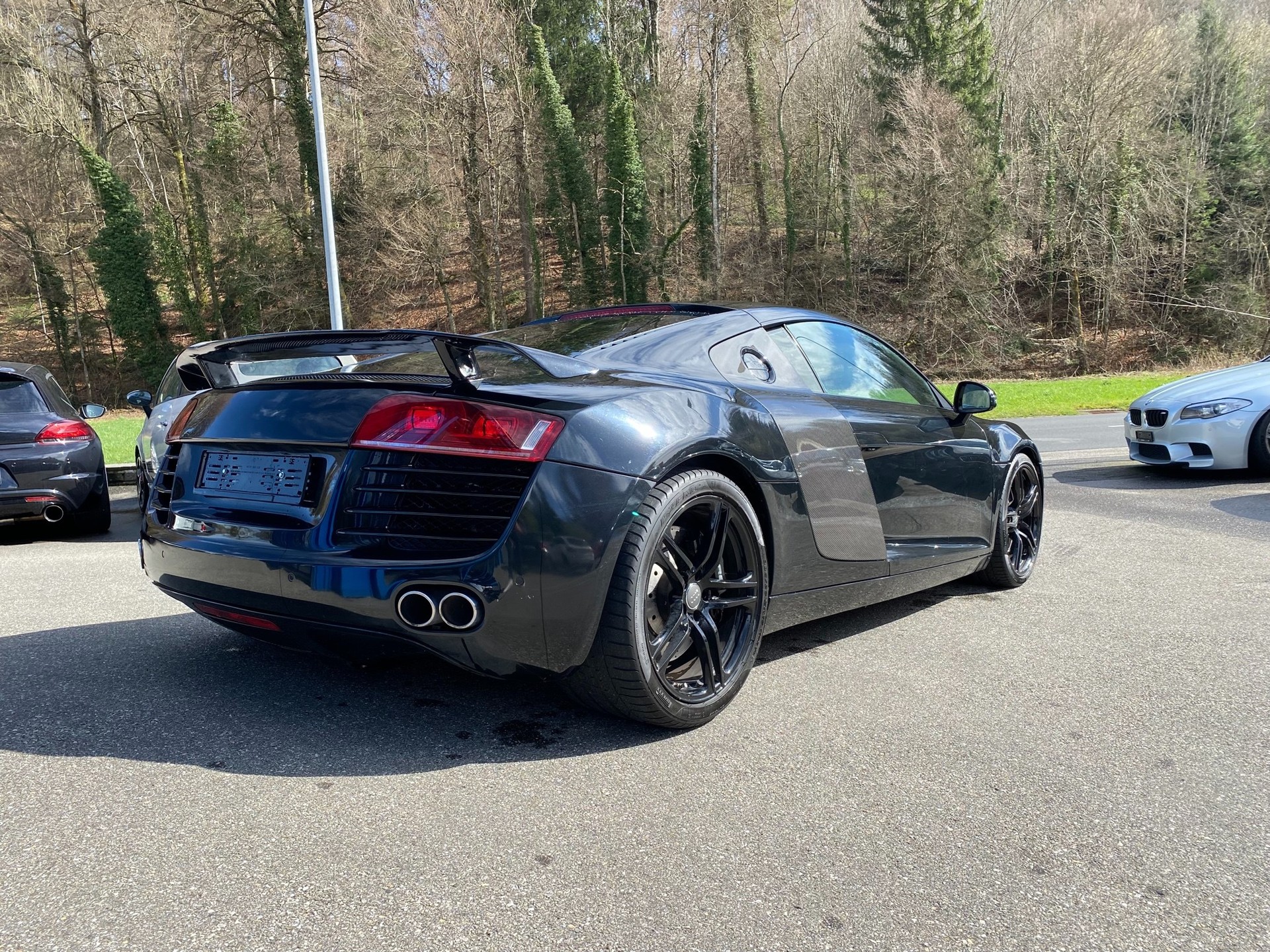 AUDI R8 Coupé 4.2-image-3