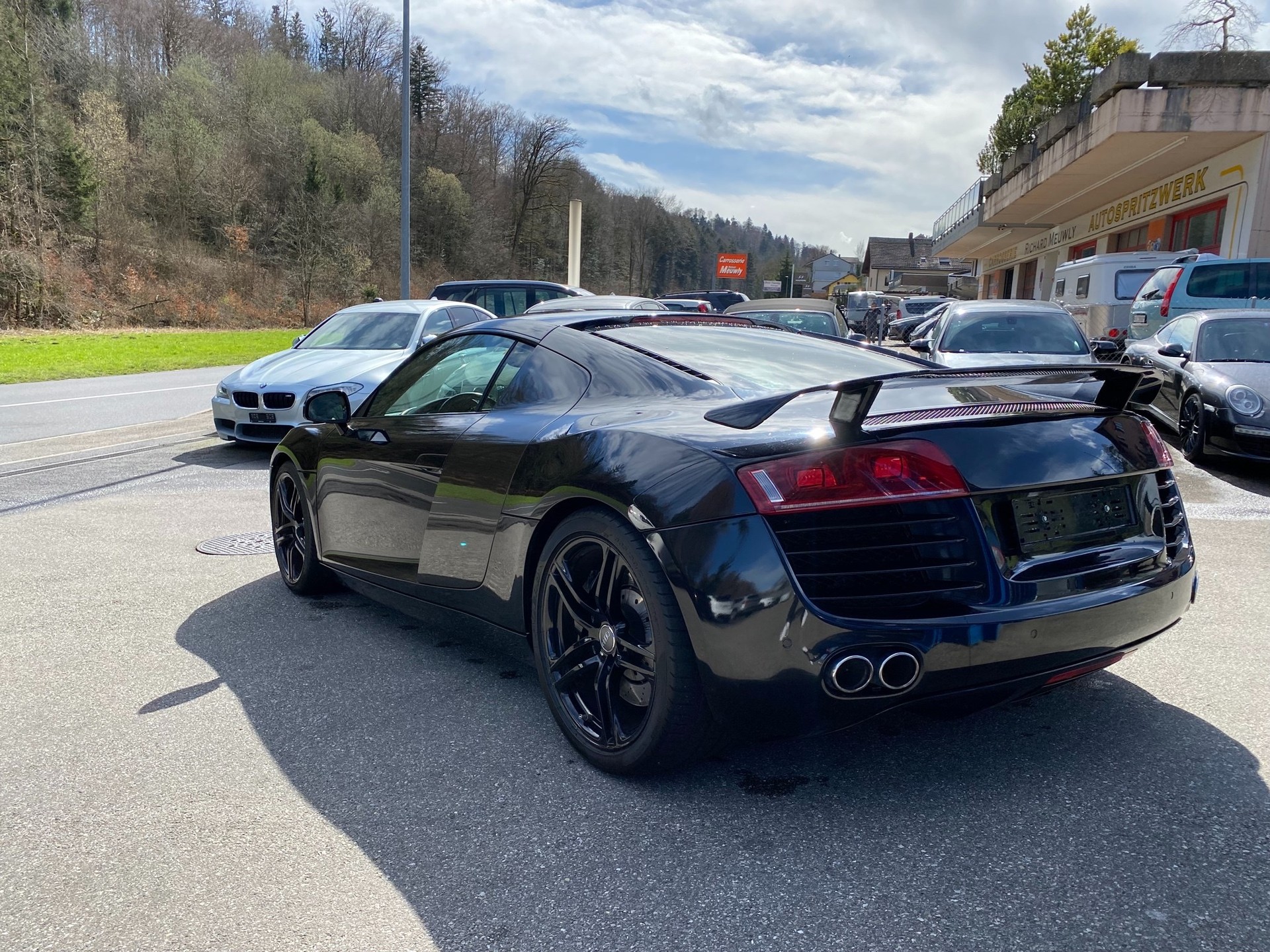 AUDI R8 Coupé 4.2-image-4