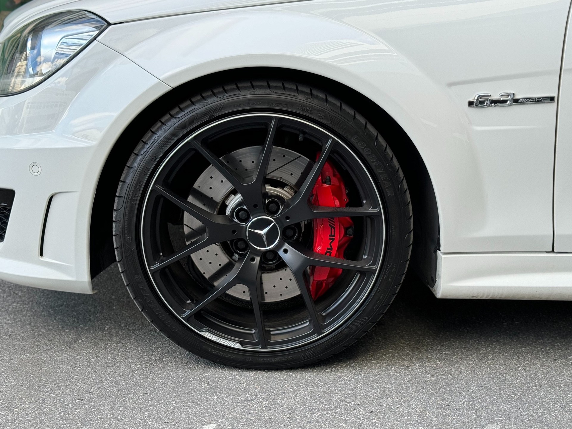 MERCEDES-BENZ C 63 AMG Avantgarde Edition 507 Speedshift MCT-image-10