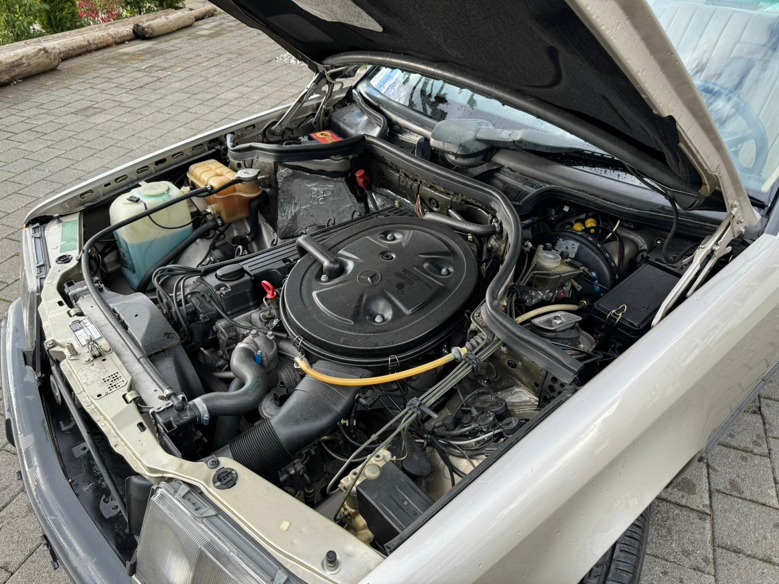 MERCEDES-BENZ 300 E *Veteranenfahrzeug*-image-7